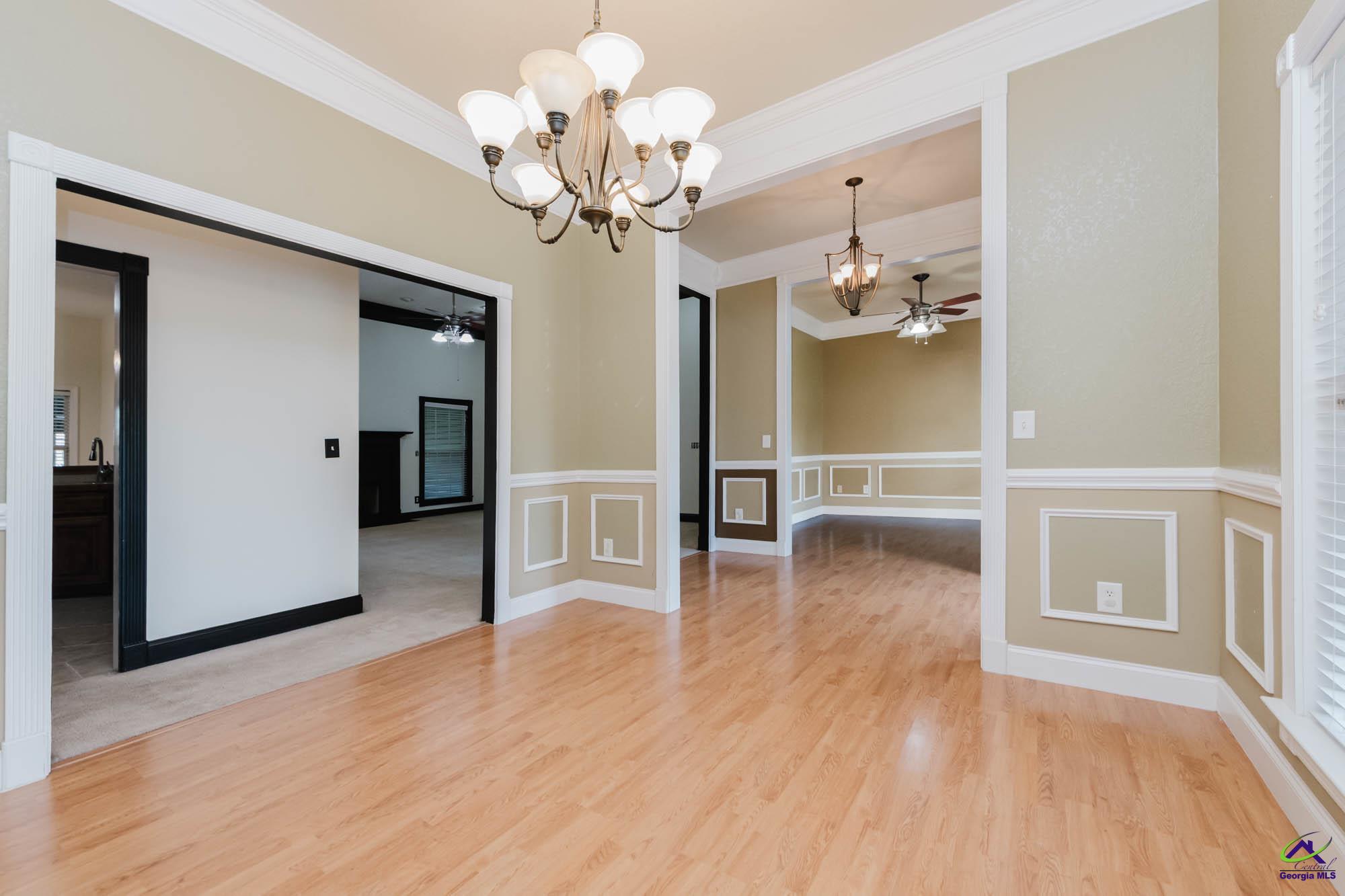 603 Woods Edge Way