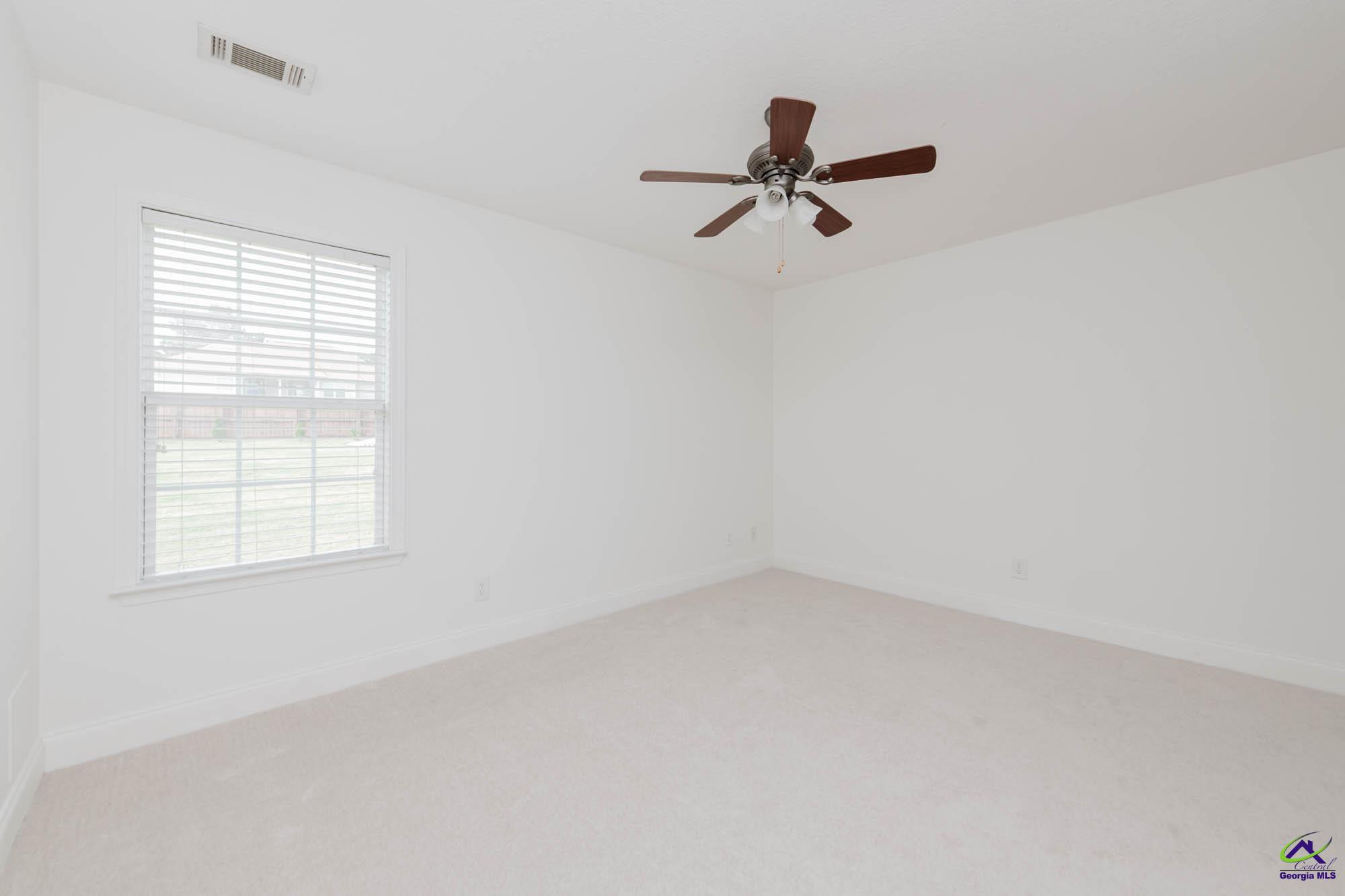 603 Woods Edge Way