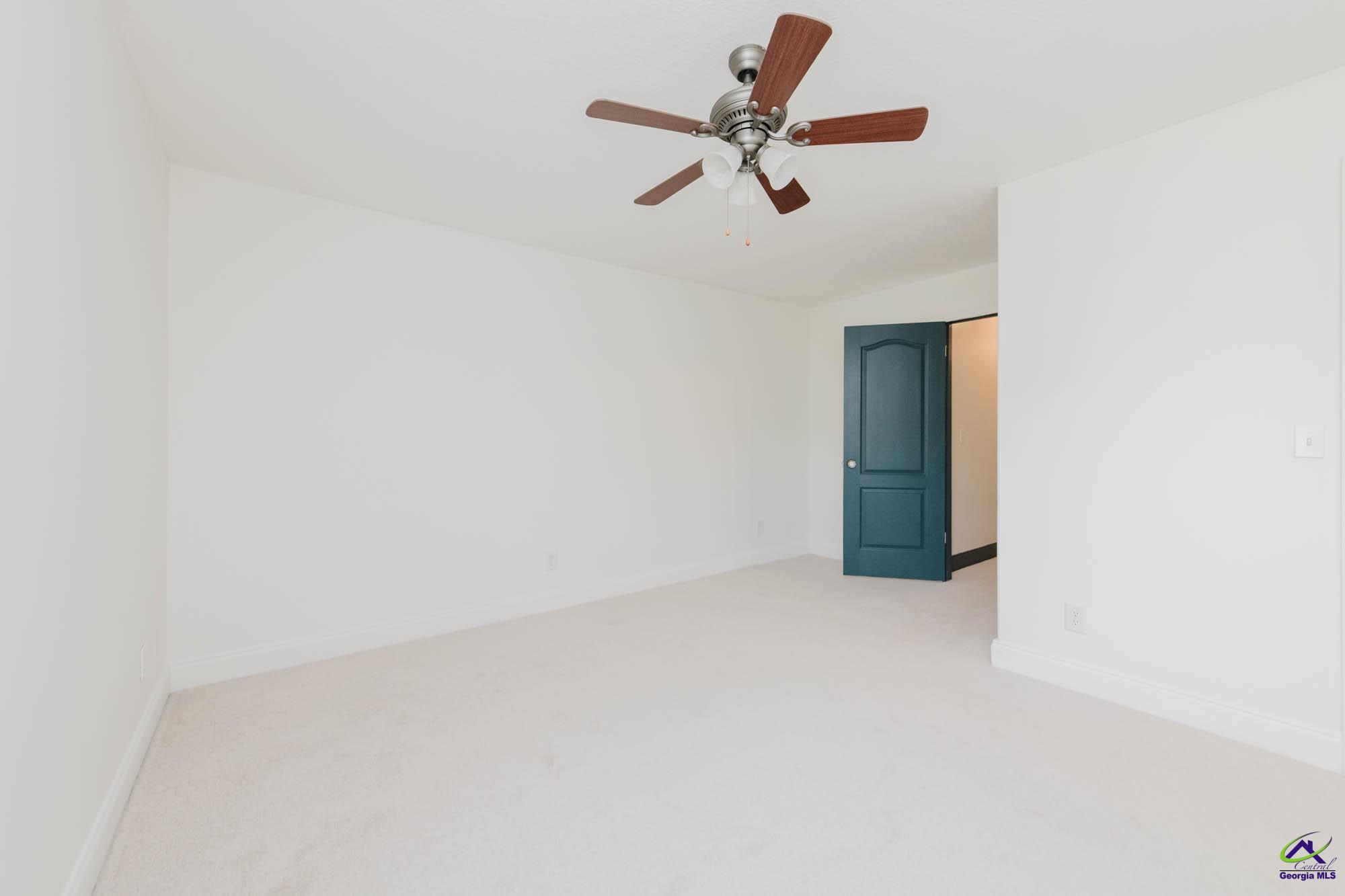 603 Woods Edge Way