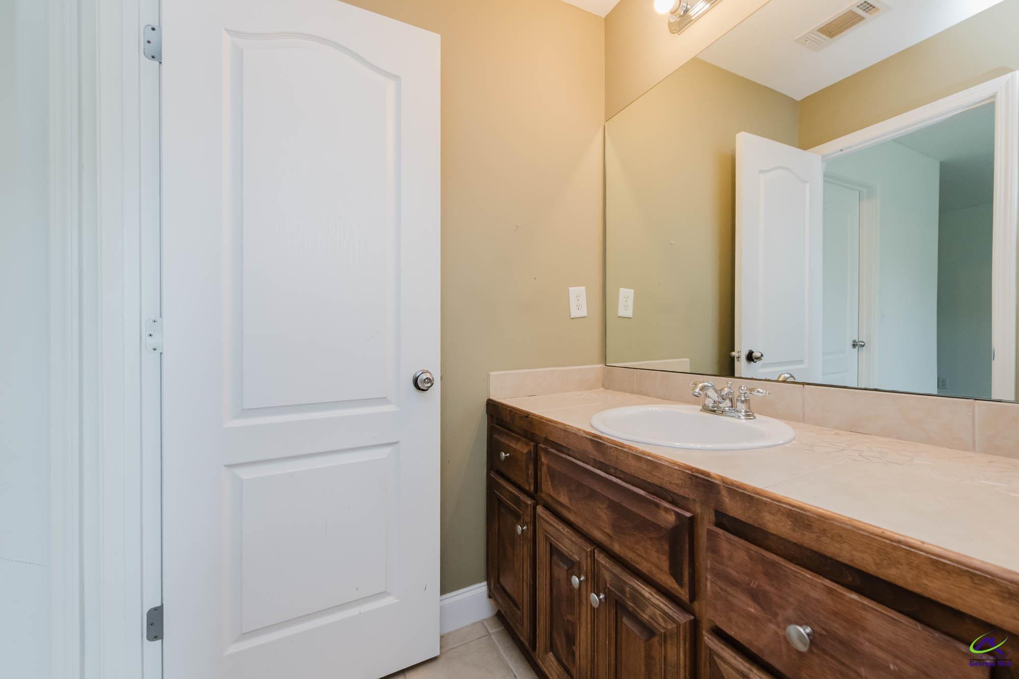 603 Woods Edge Way