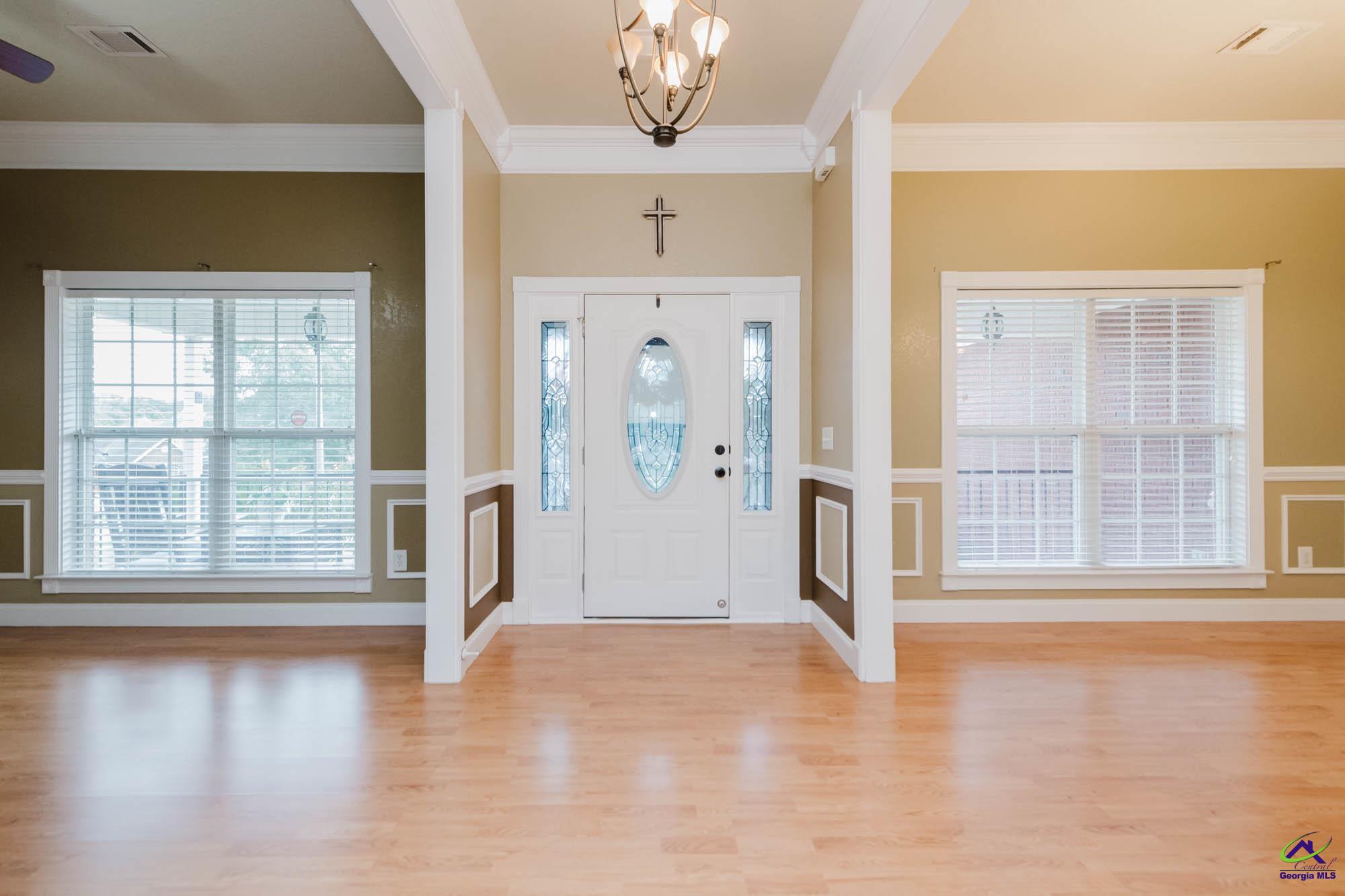 603 Woods Edge Way