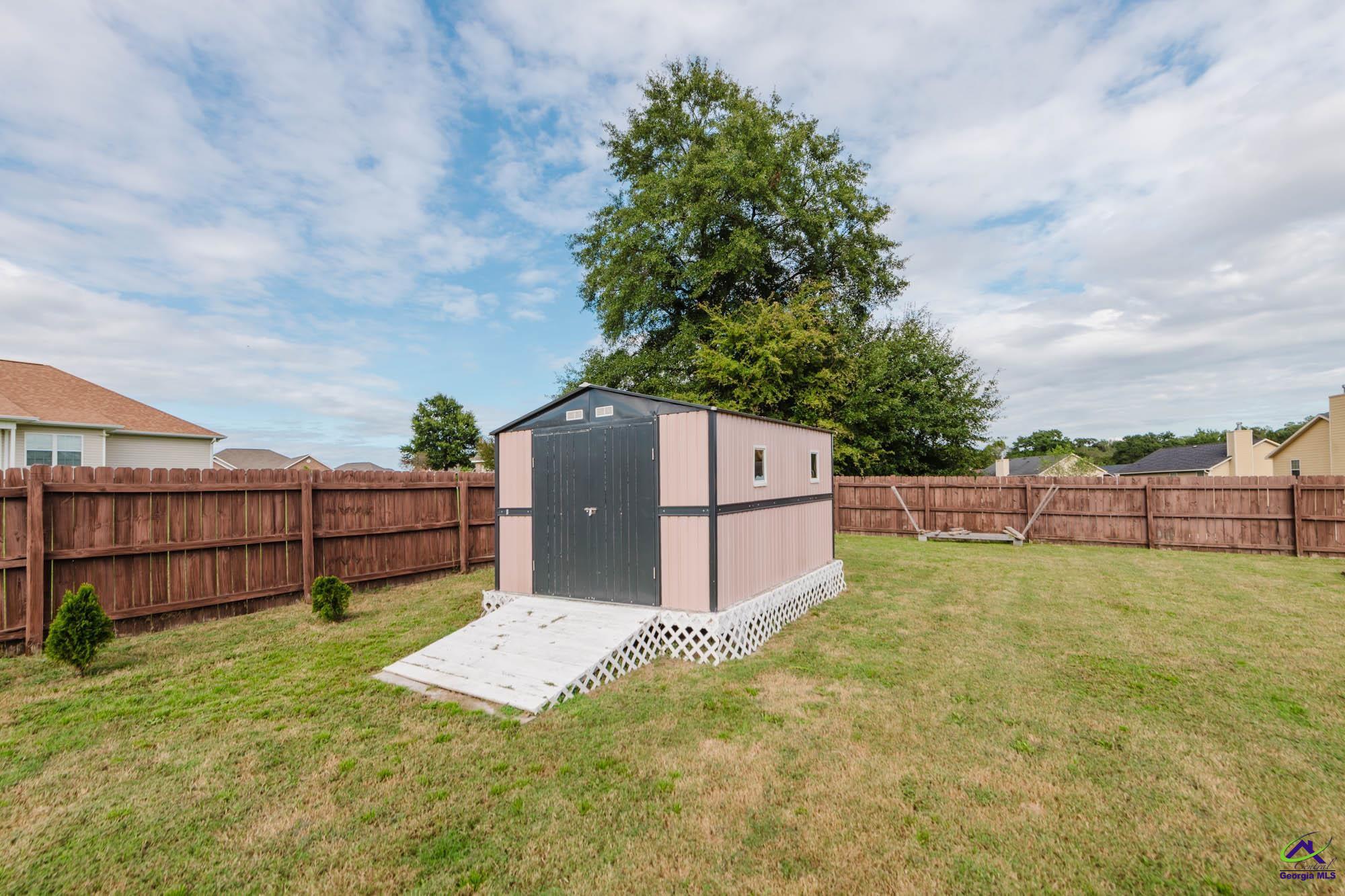603 Woods Edge Way
