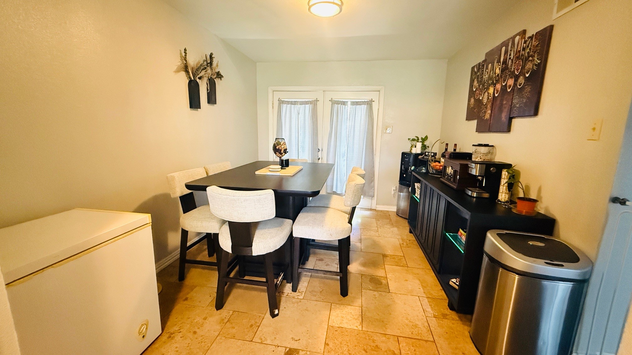 4812 Rollingwood Court