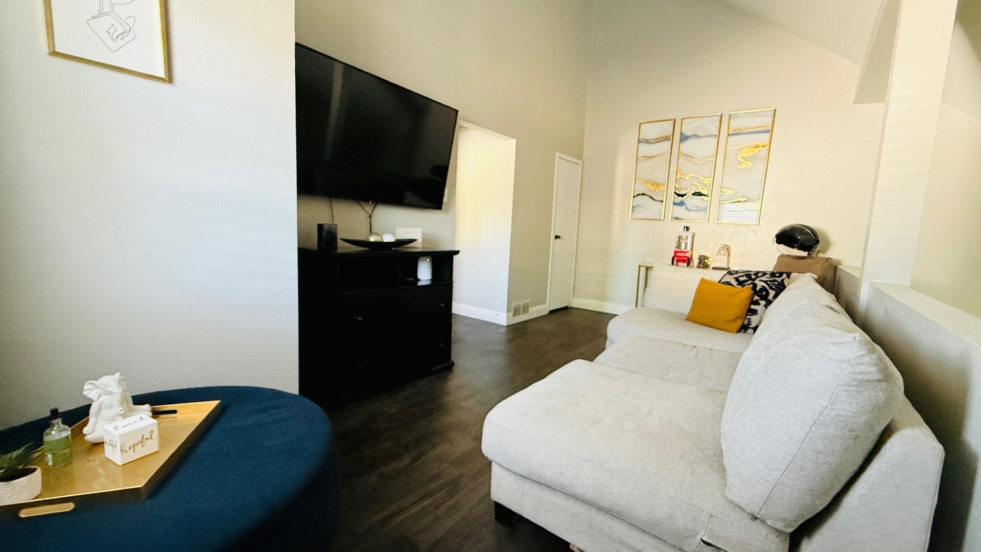 4812 Rollingwood Court