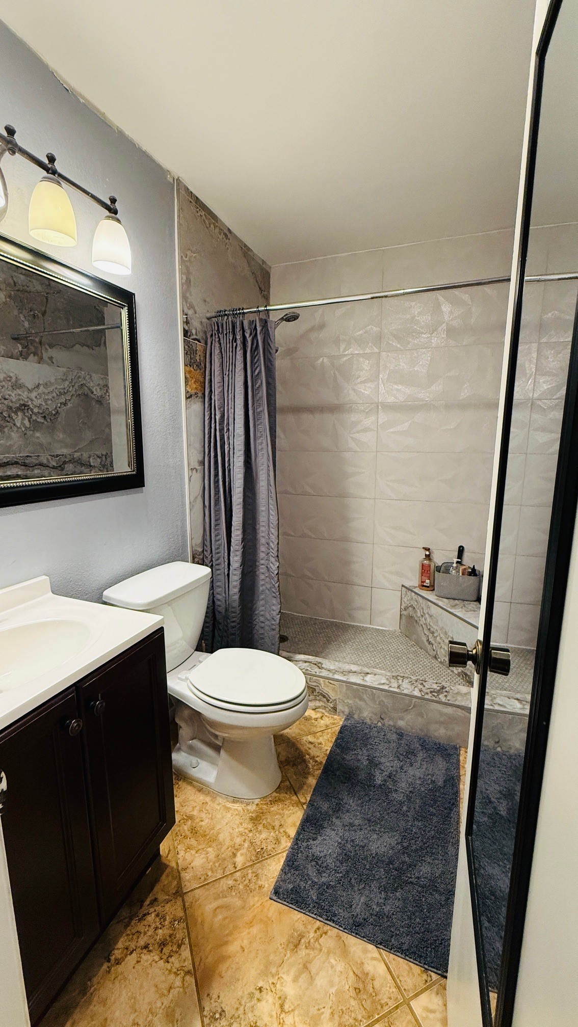 4812 Rollingwood Court