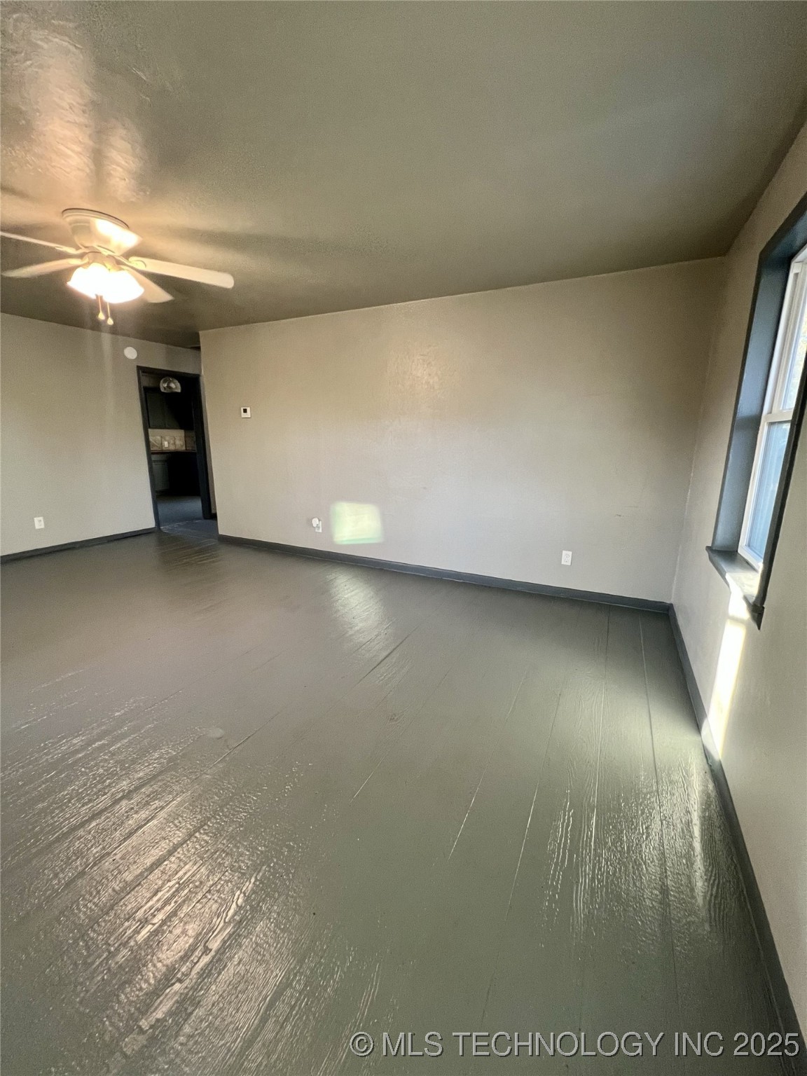 4610 N Detroit Avenue