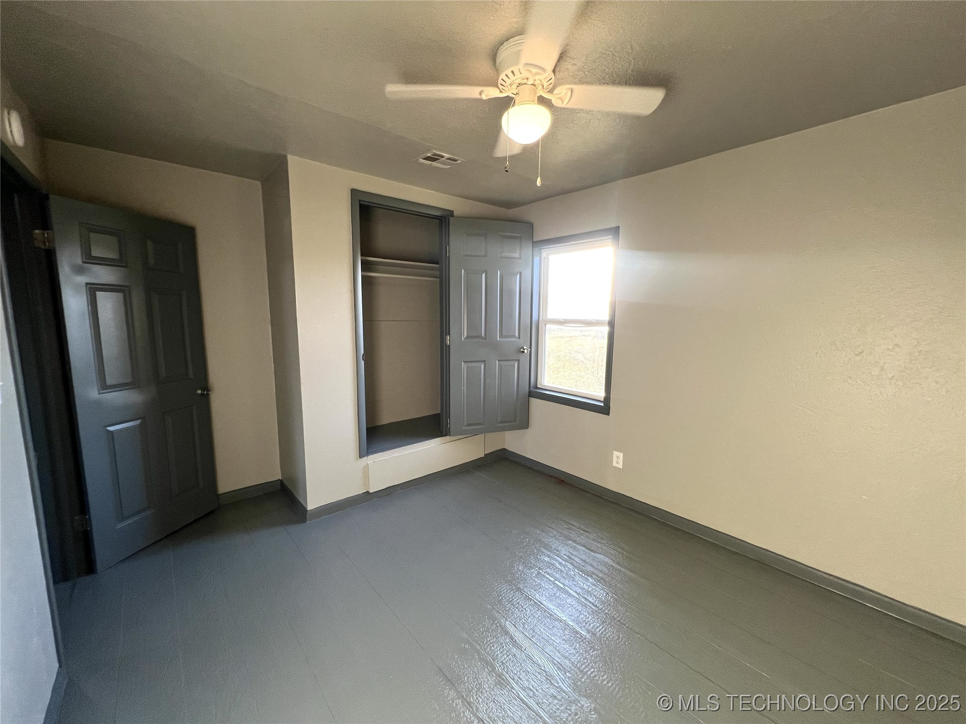 4610 N Detroit Avenue