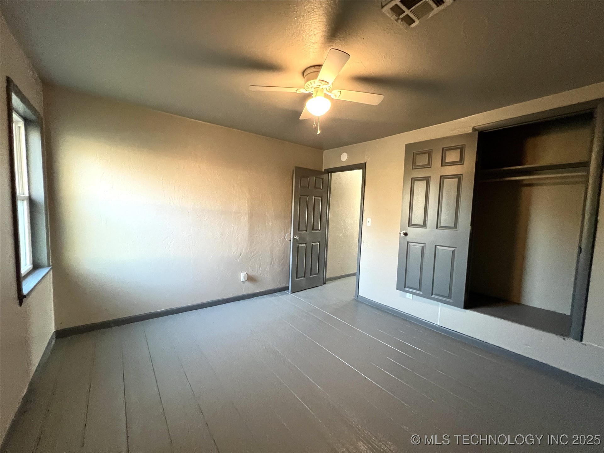 4610 N Detroit Avenue