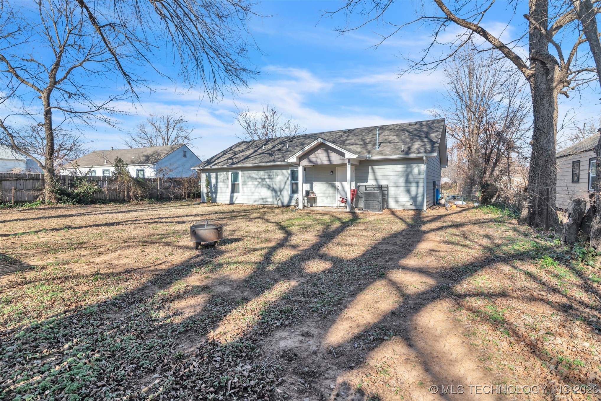 2618 E Oklahoma Street