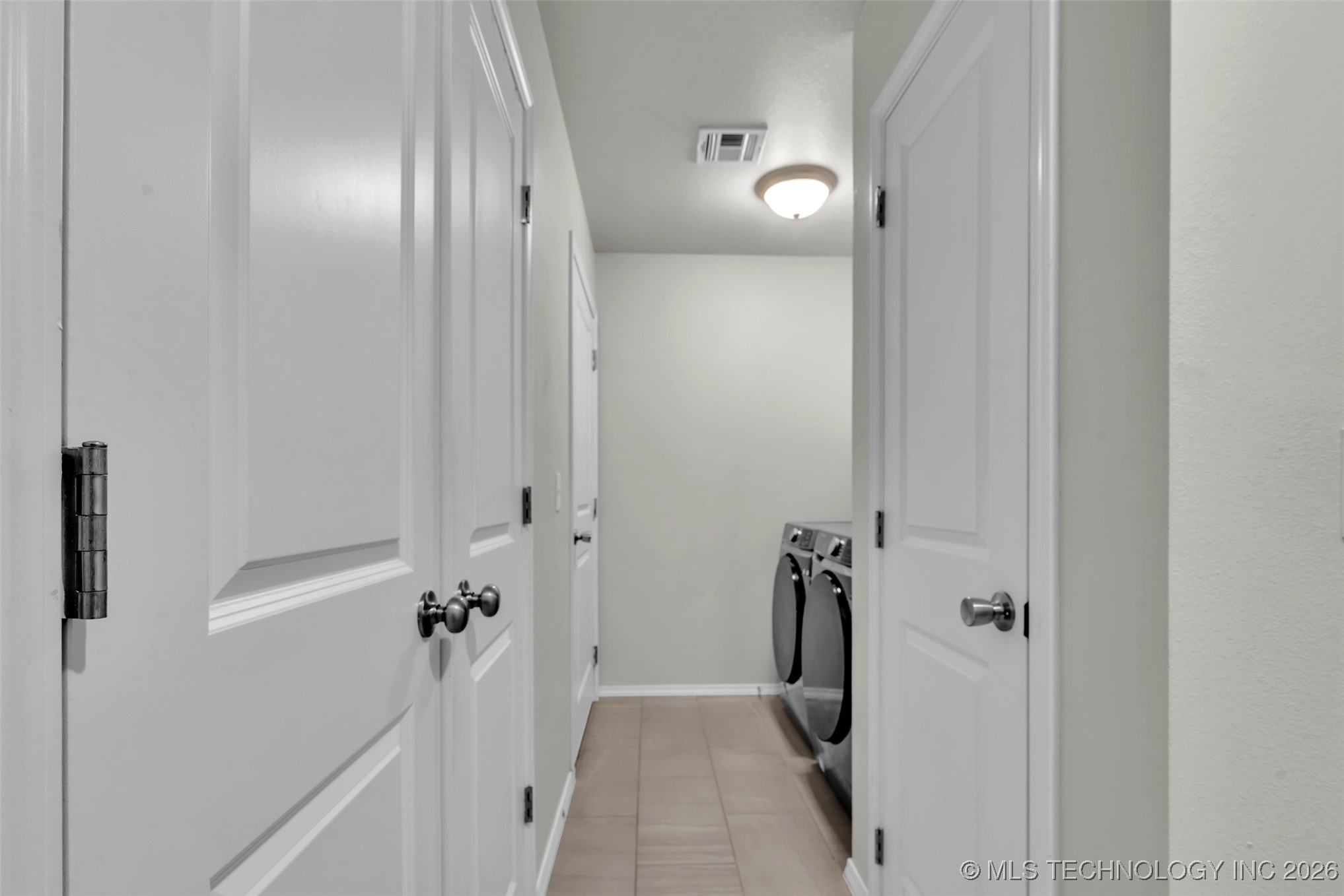 2618 E Oklahoma Street