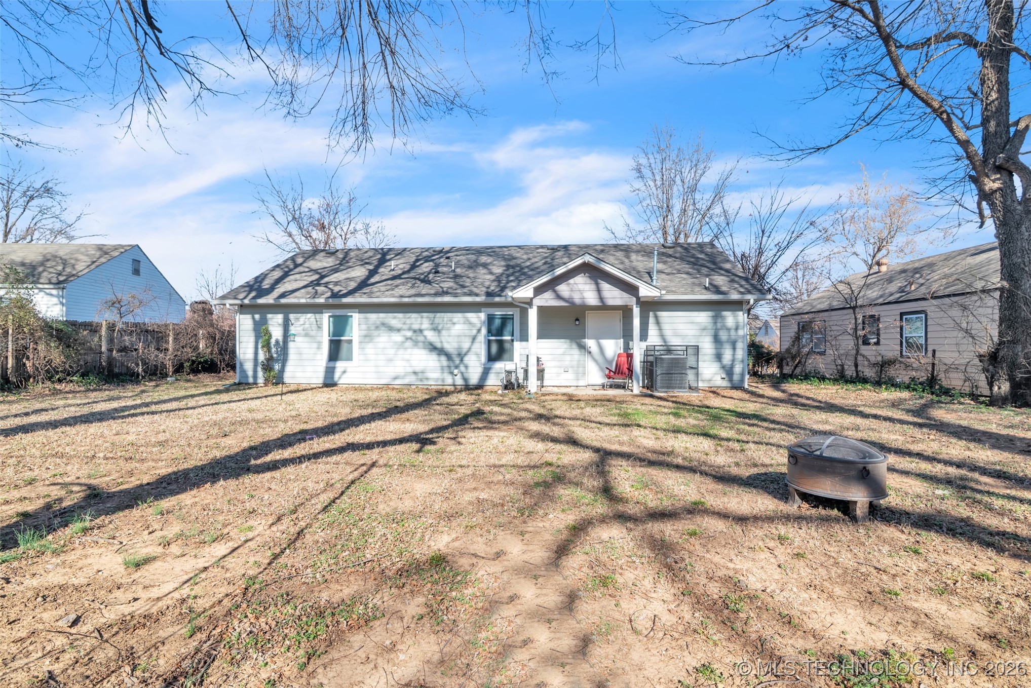 2618 E Oklahoma Street