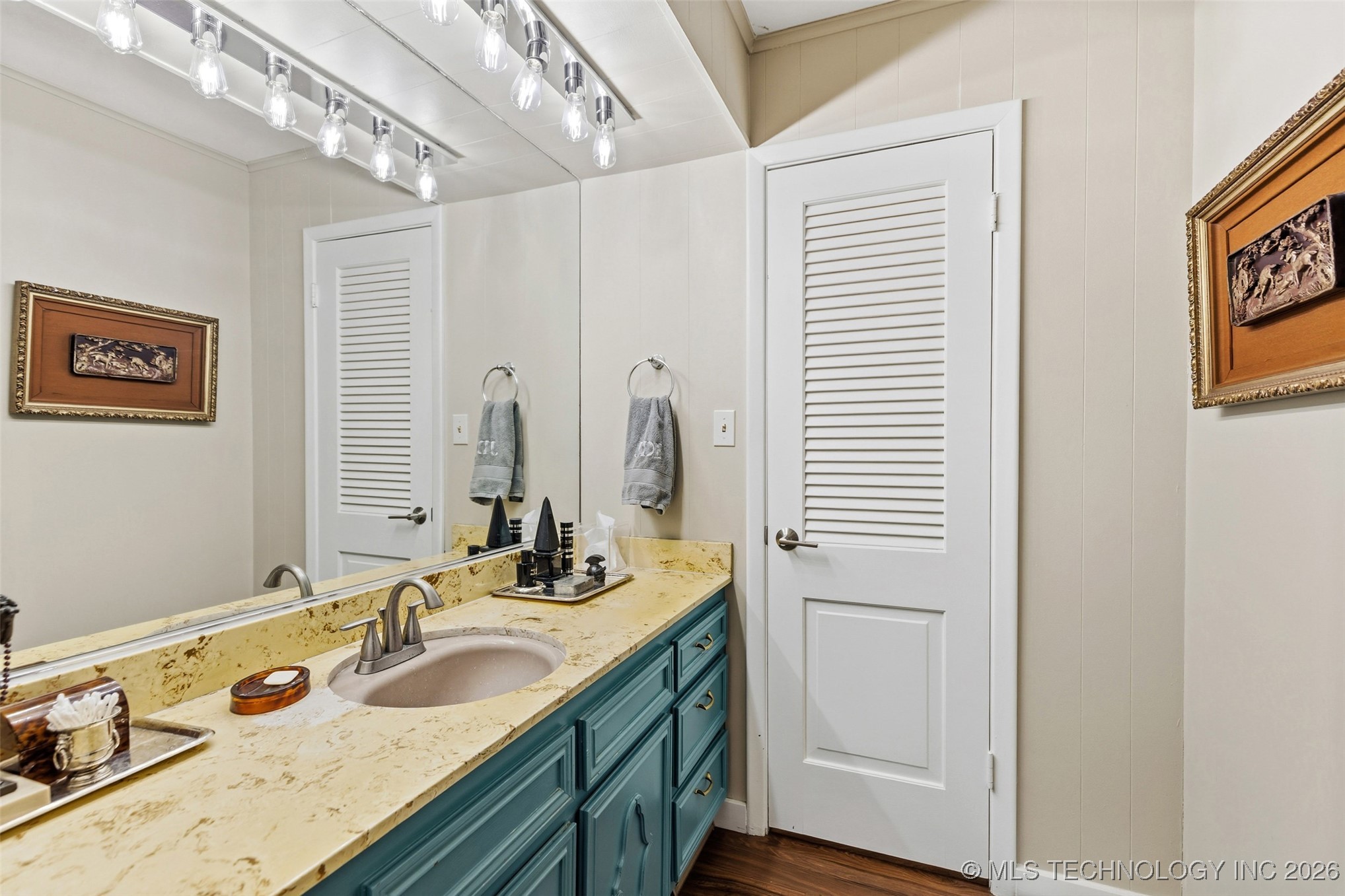 4906 S Joplin Avenue