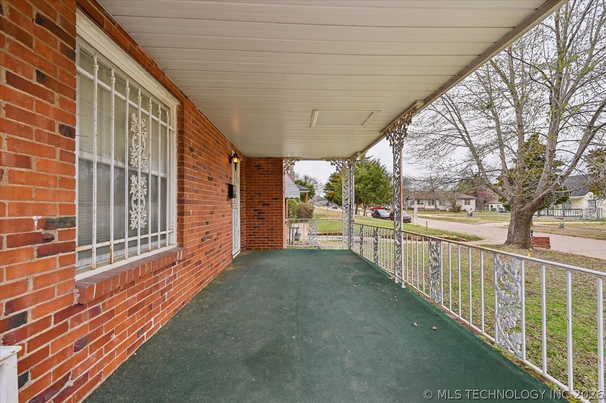 1611 N Boston Place