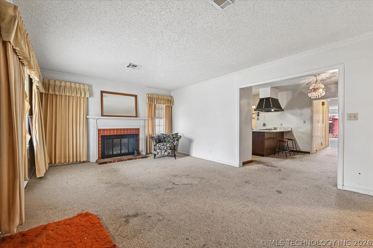 1611 N Boston Place