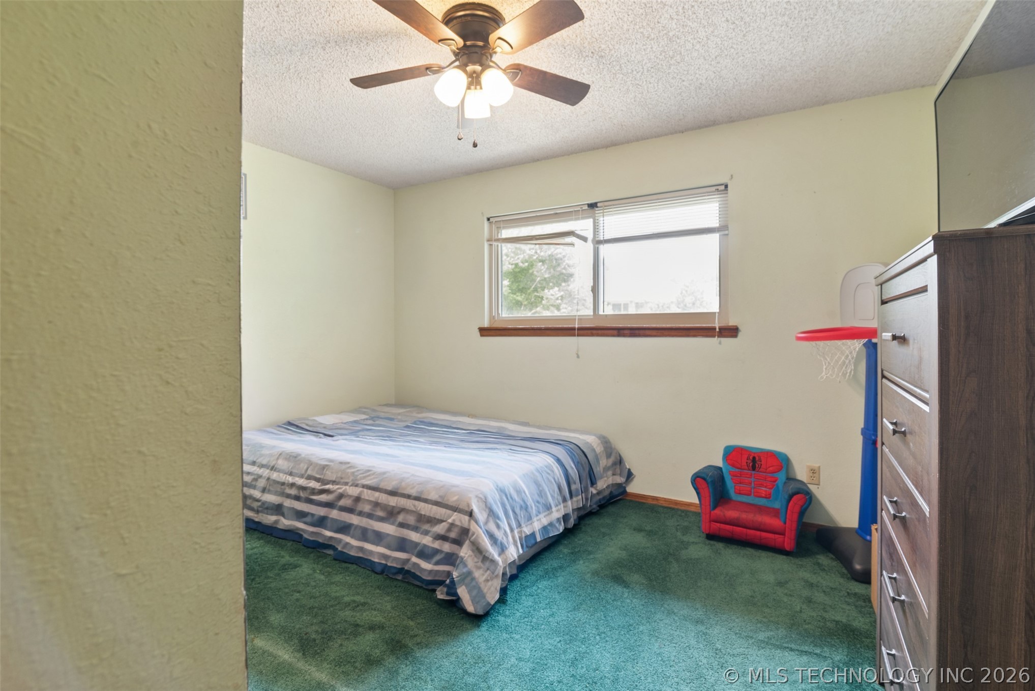 2307 E Fieldstone Street