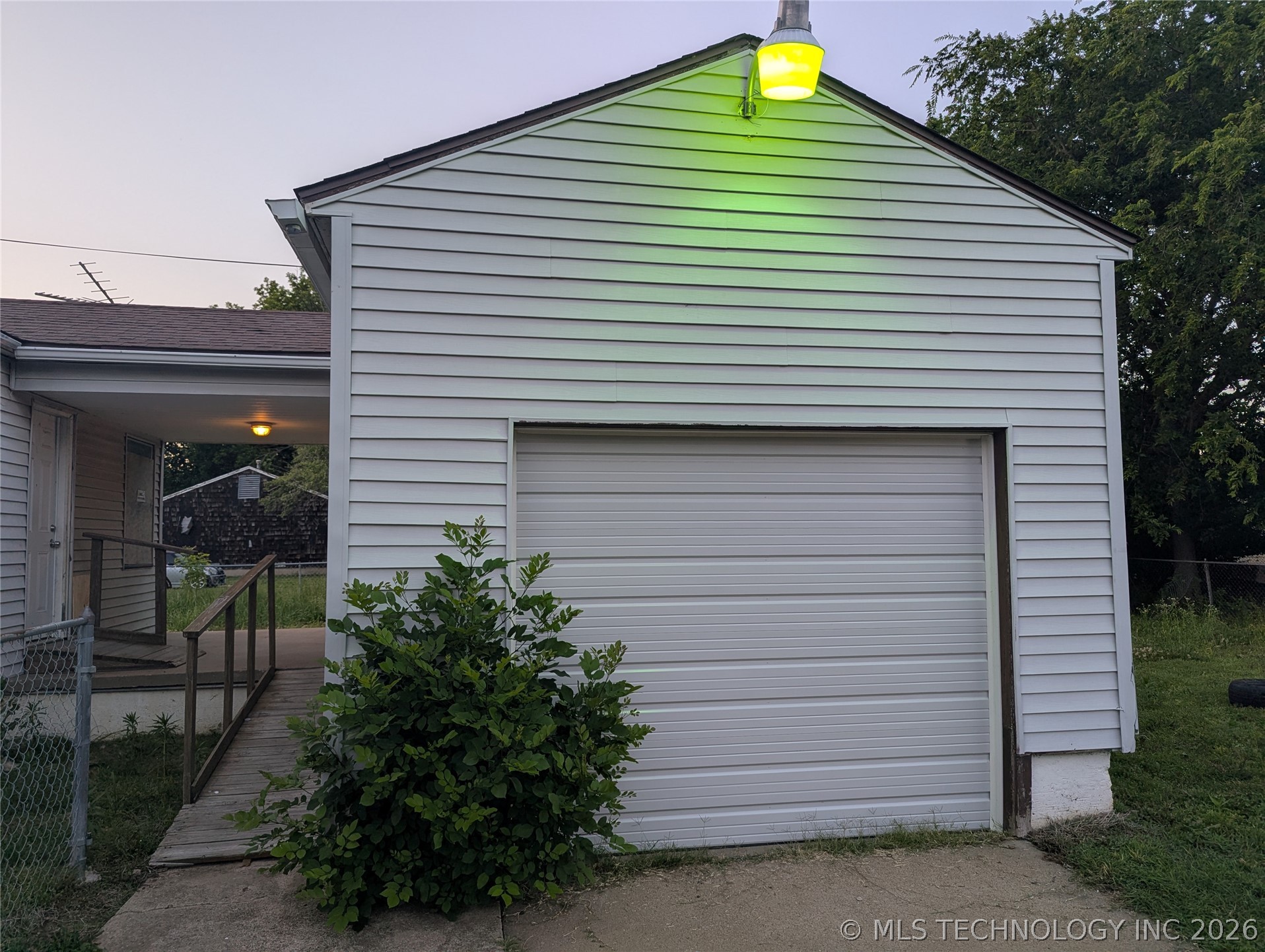 4605 N Denver Avenue