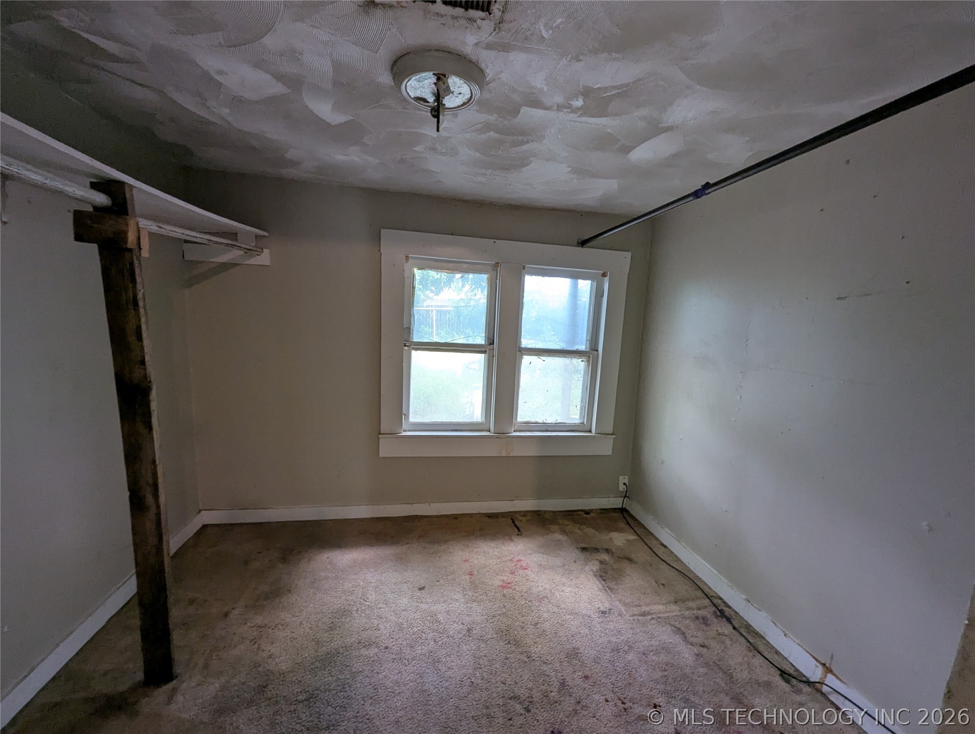 343 S Zunis Avenue