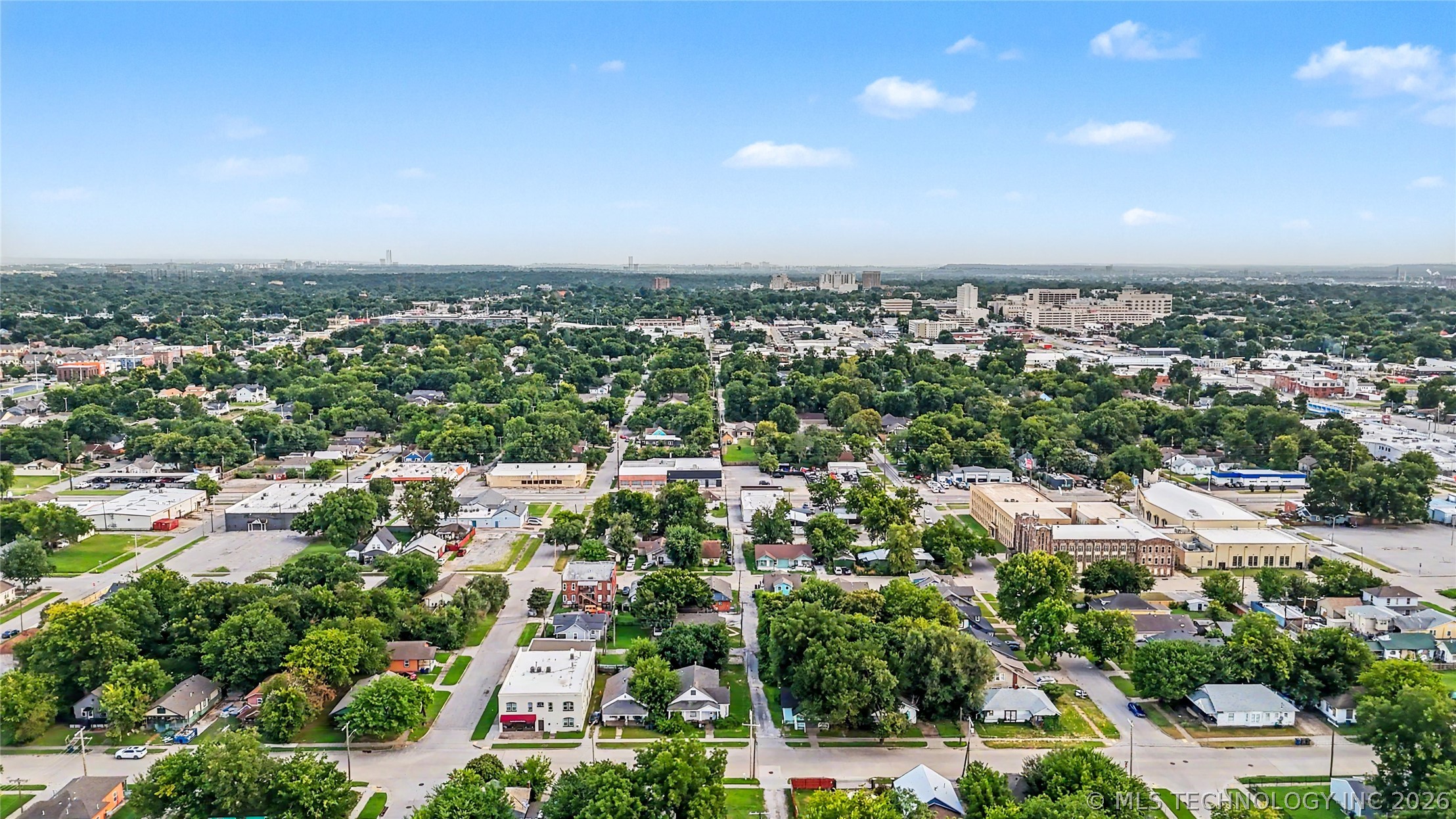 2015 E 2nd Street