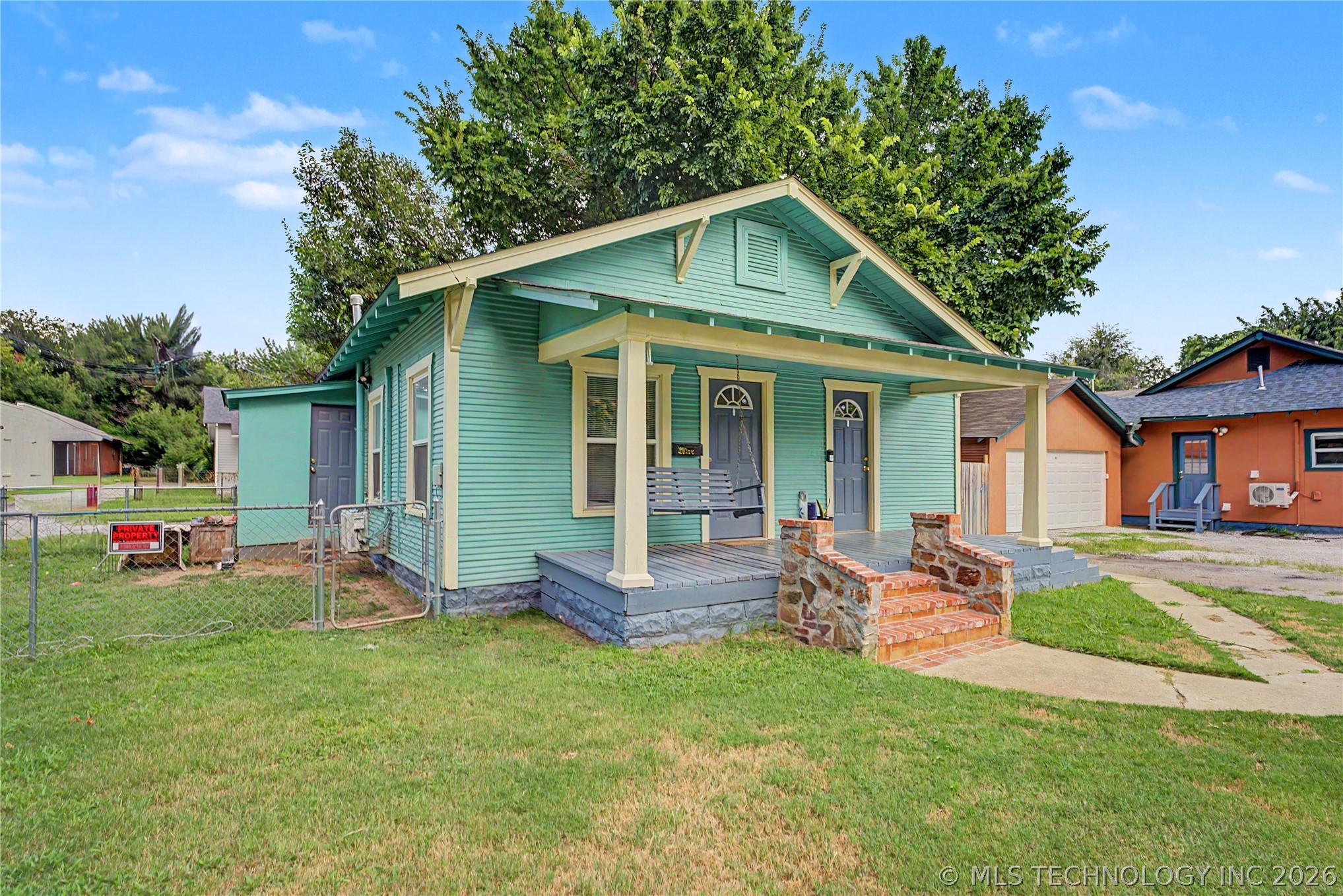 2015 E 2nd Street
