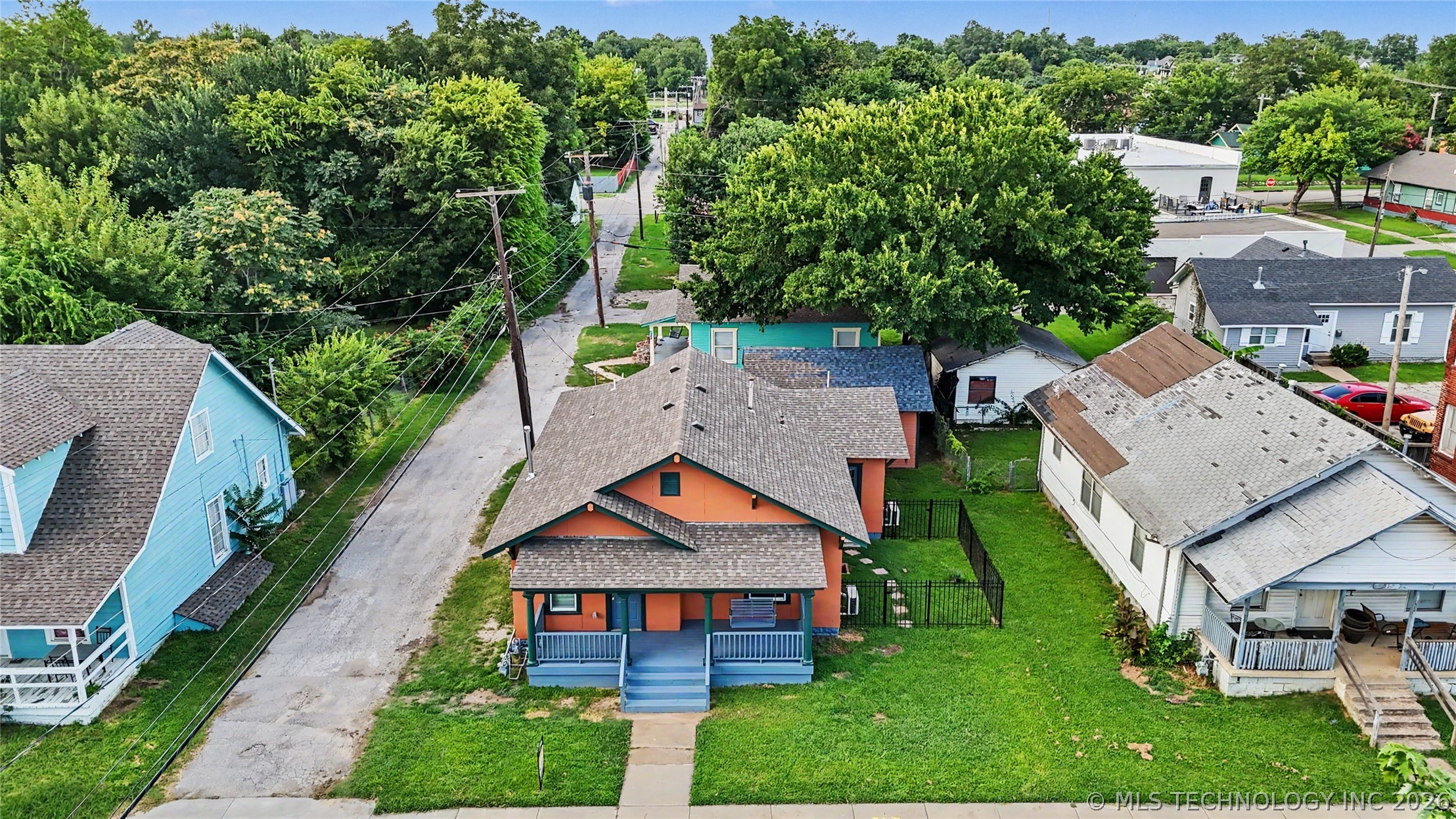2015 E 2nd Street