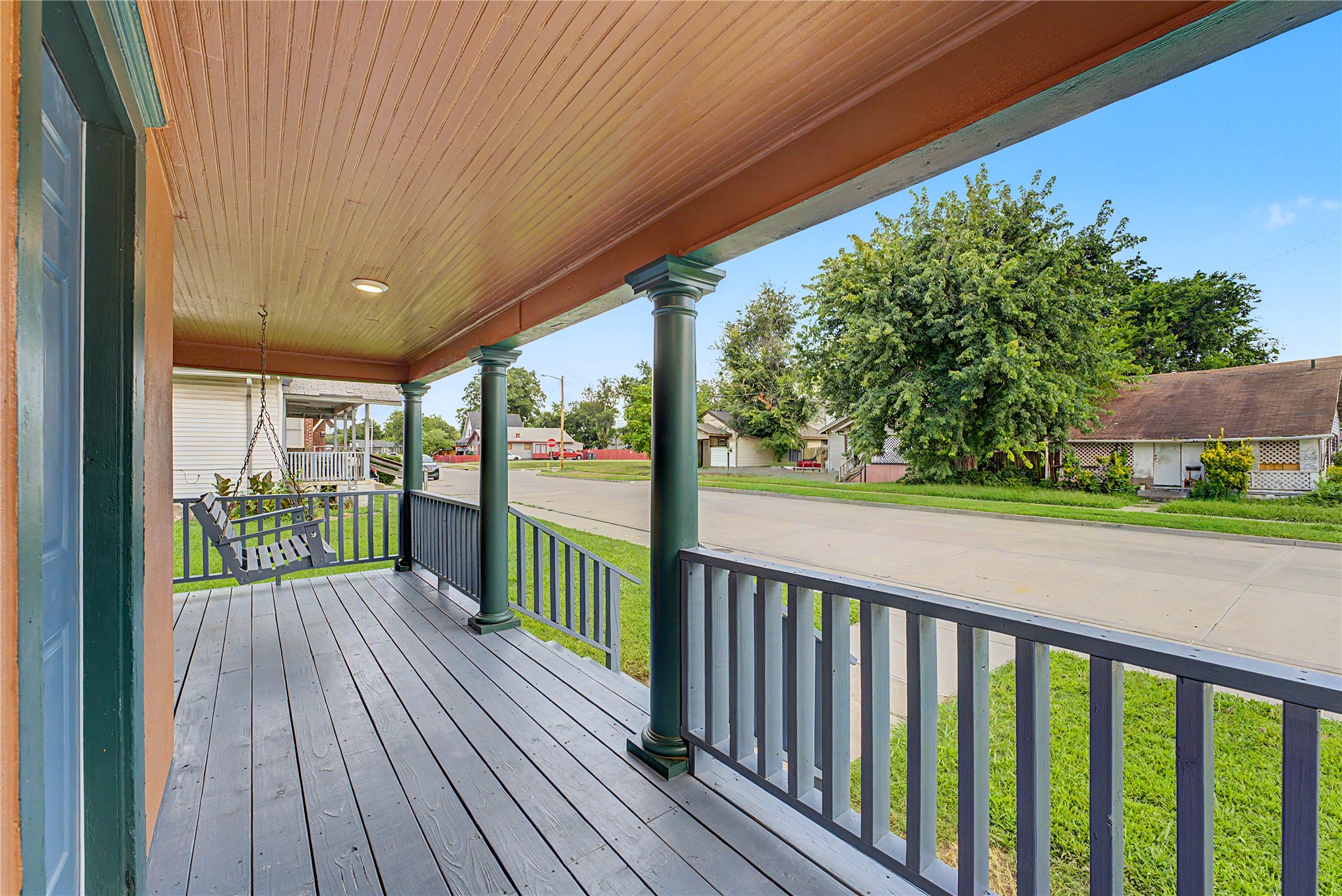 2015 E 2nd Street Unit A