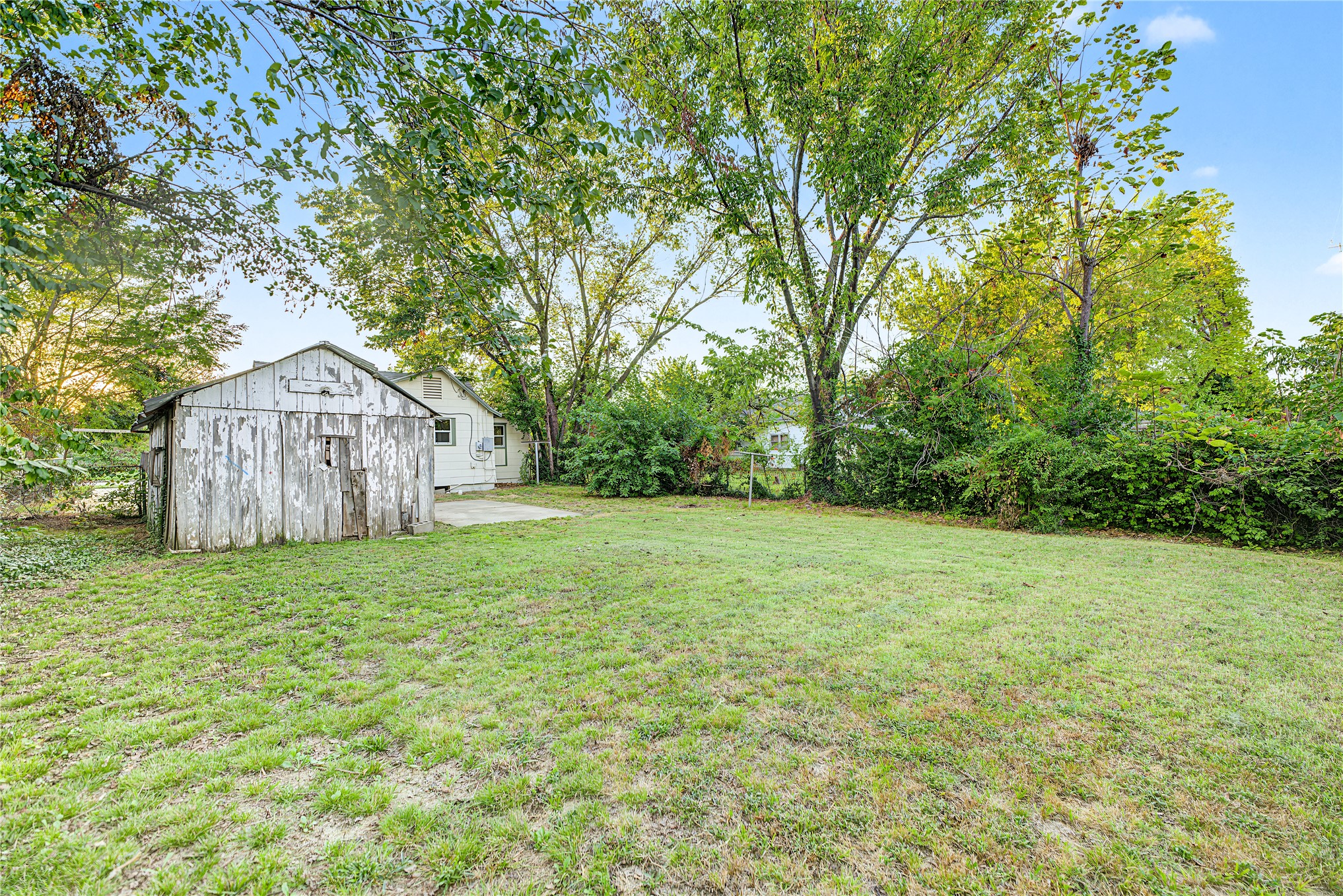 126 N Seminole Avenue