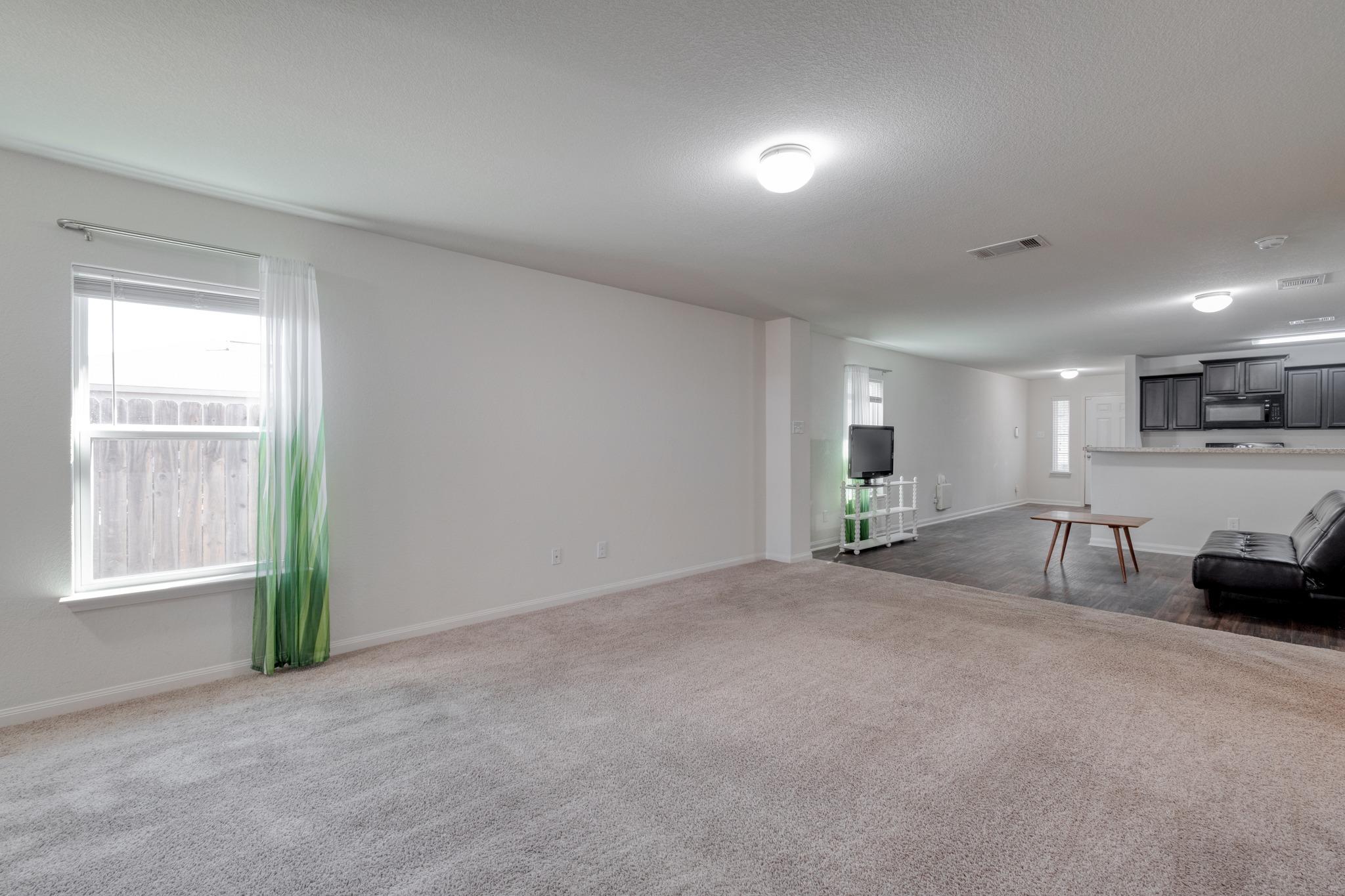 1436 Breanna LN