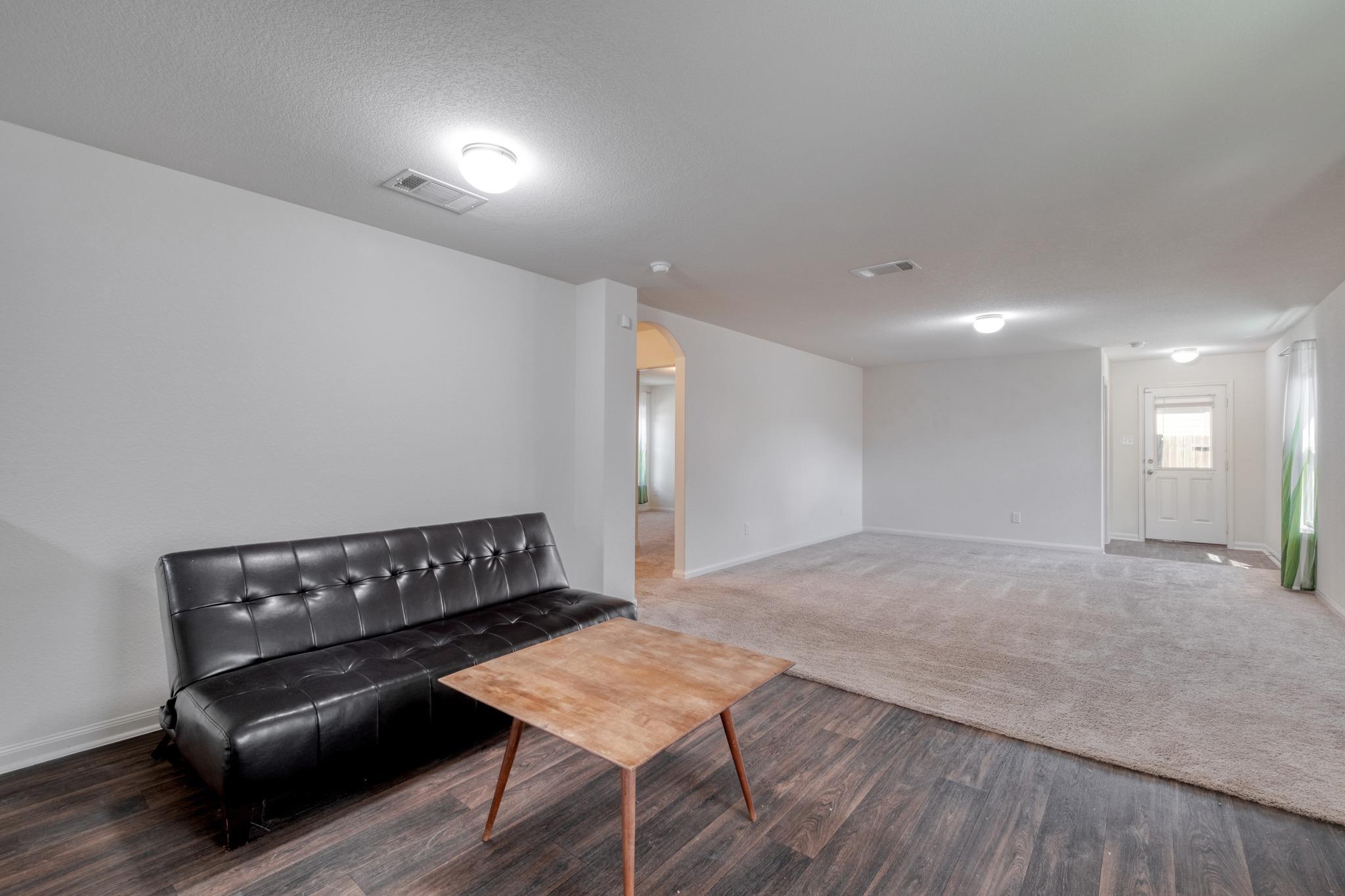1436 Breanna LN