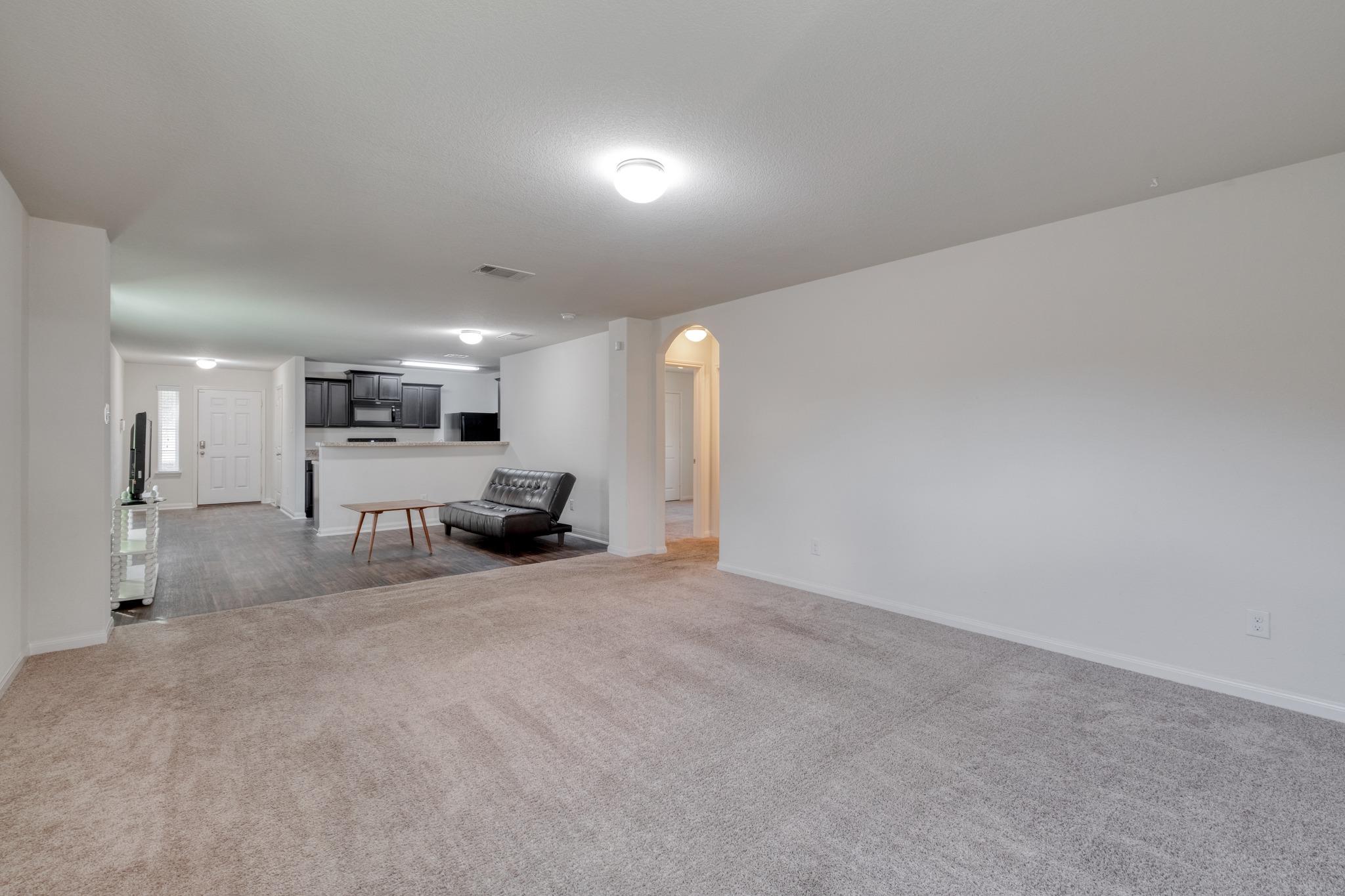 1436 Breanna LN