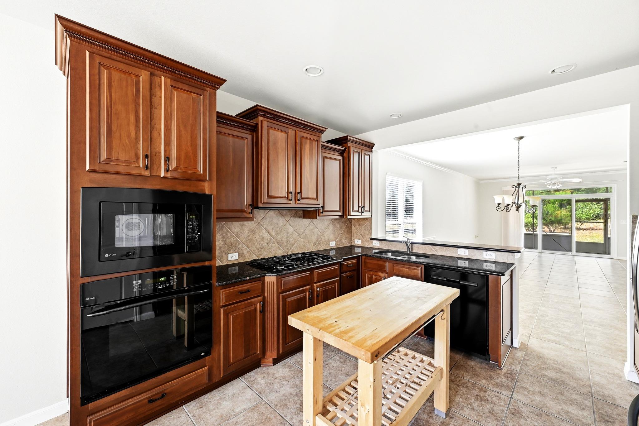 321 Fieldstone DR