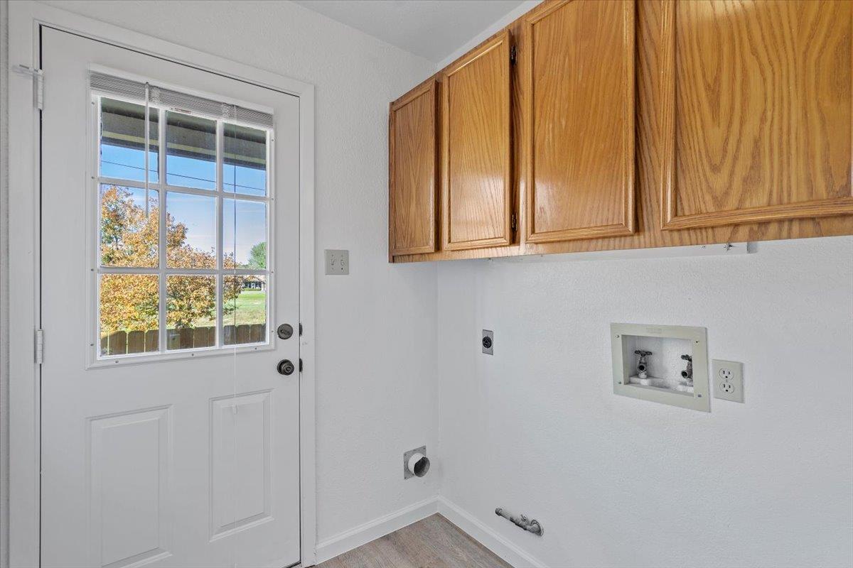 1312 Zephyr LN