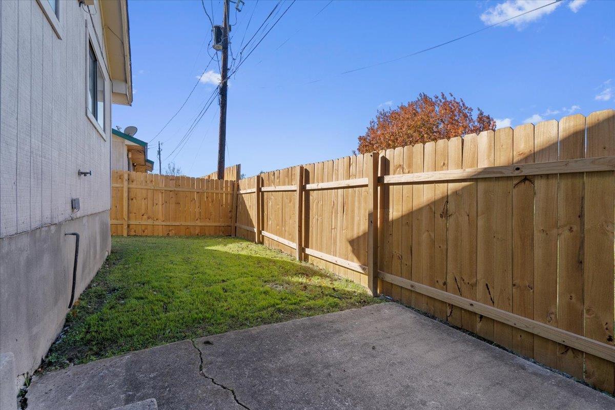 1312 Zephyr LN