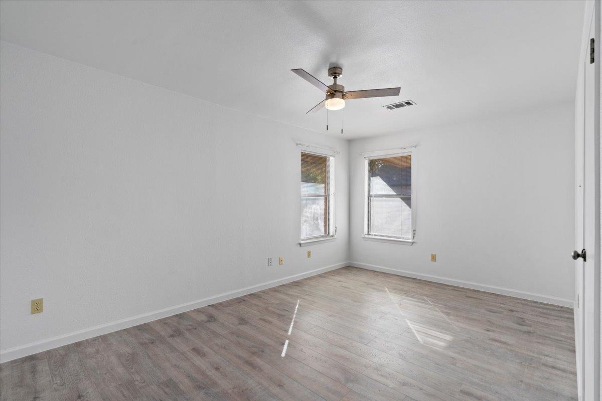 1312 Zephyr LN
