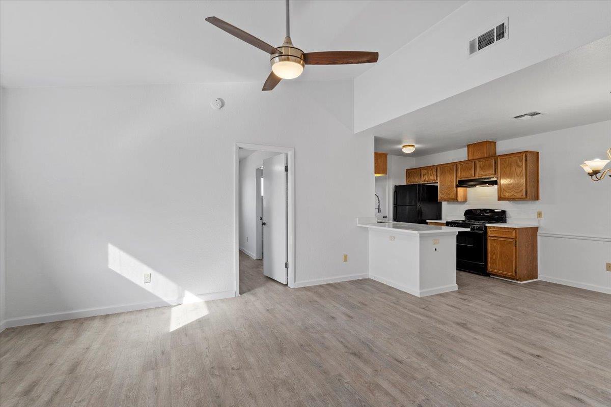 1312 Zephyr LN