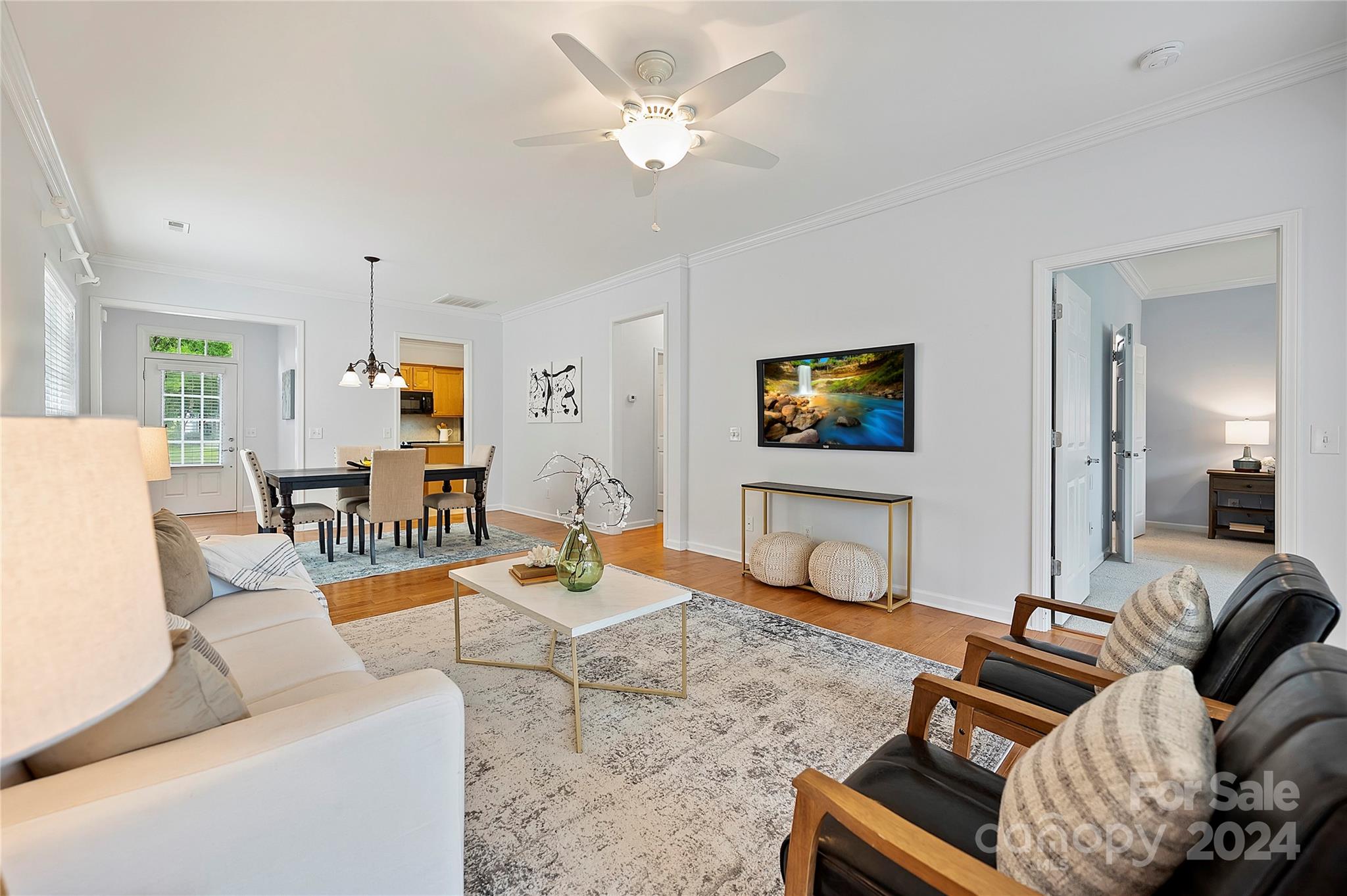 7024 Great Smoky Place