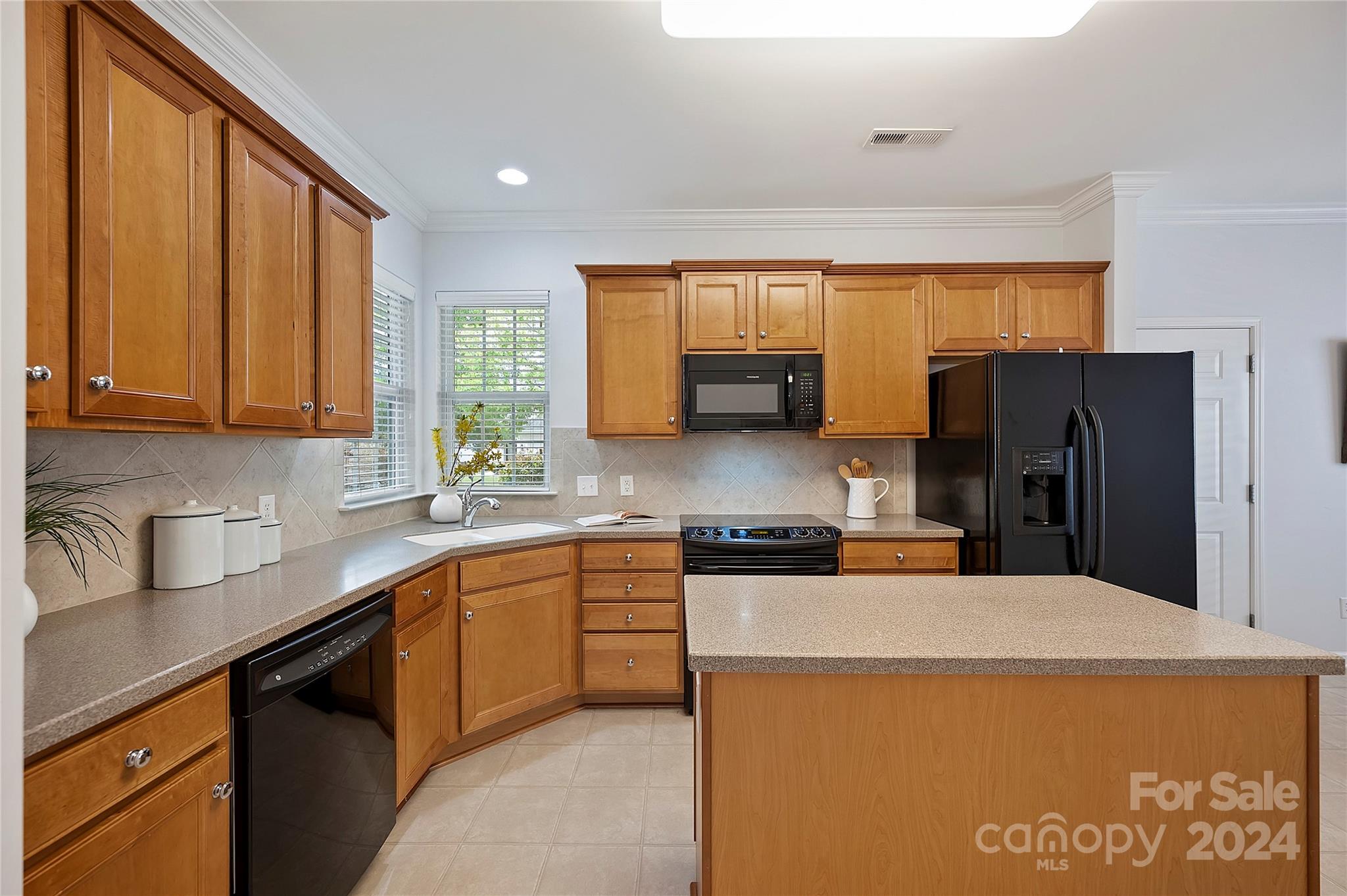 7024 Great Smoky Place