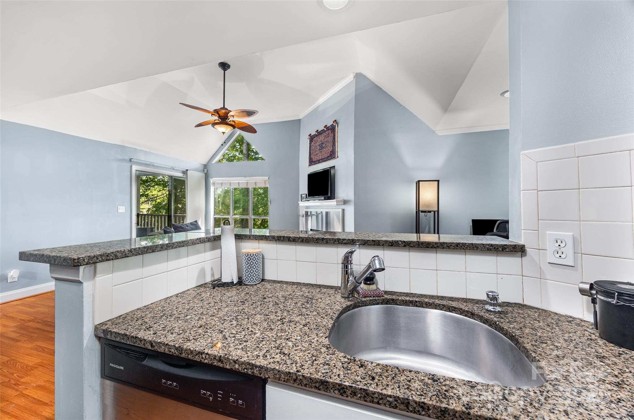 2510 Cranbrook Lane
