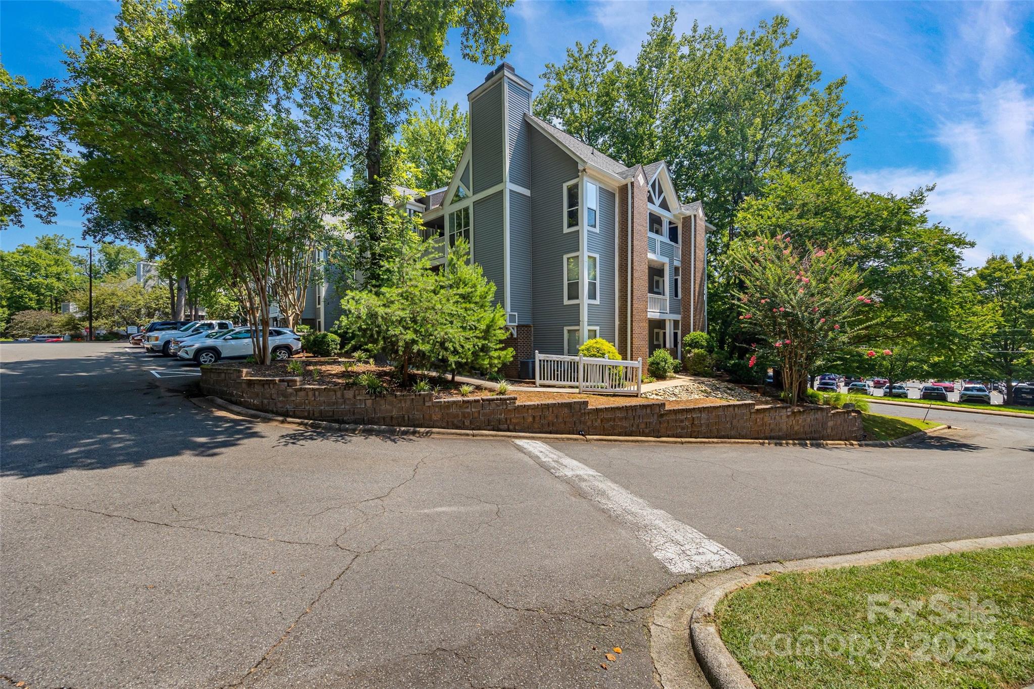 2510 Cranbrook Lane