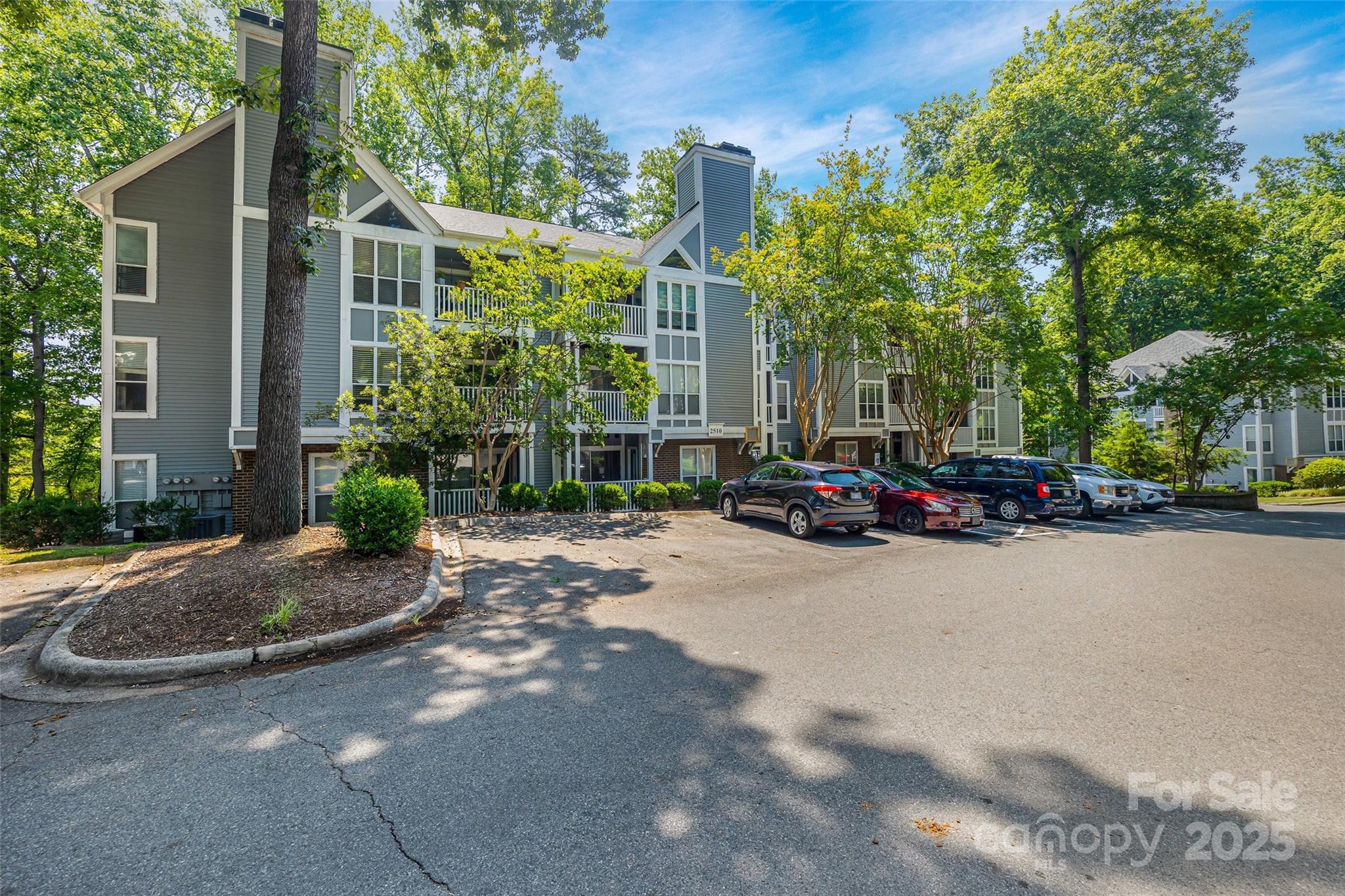 2510 Cranbrook Lane