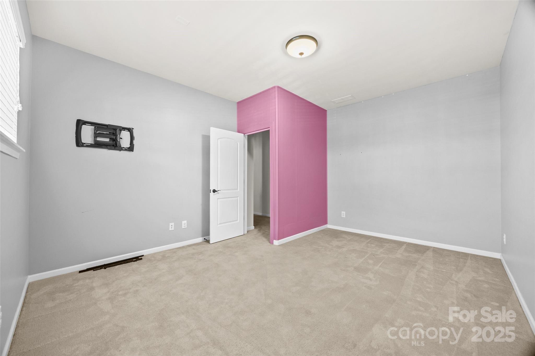 6249 Cloverdale Drive