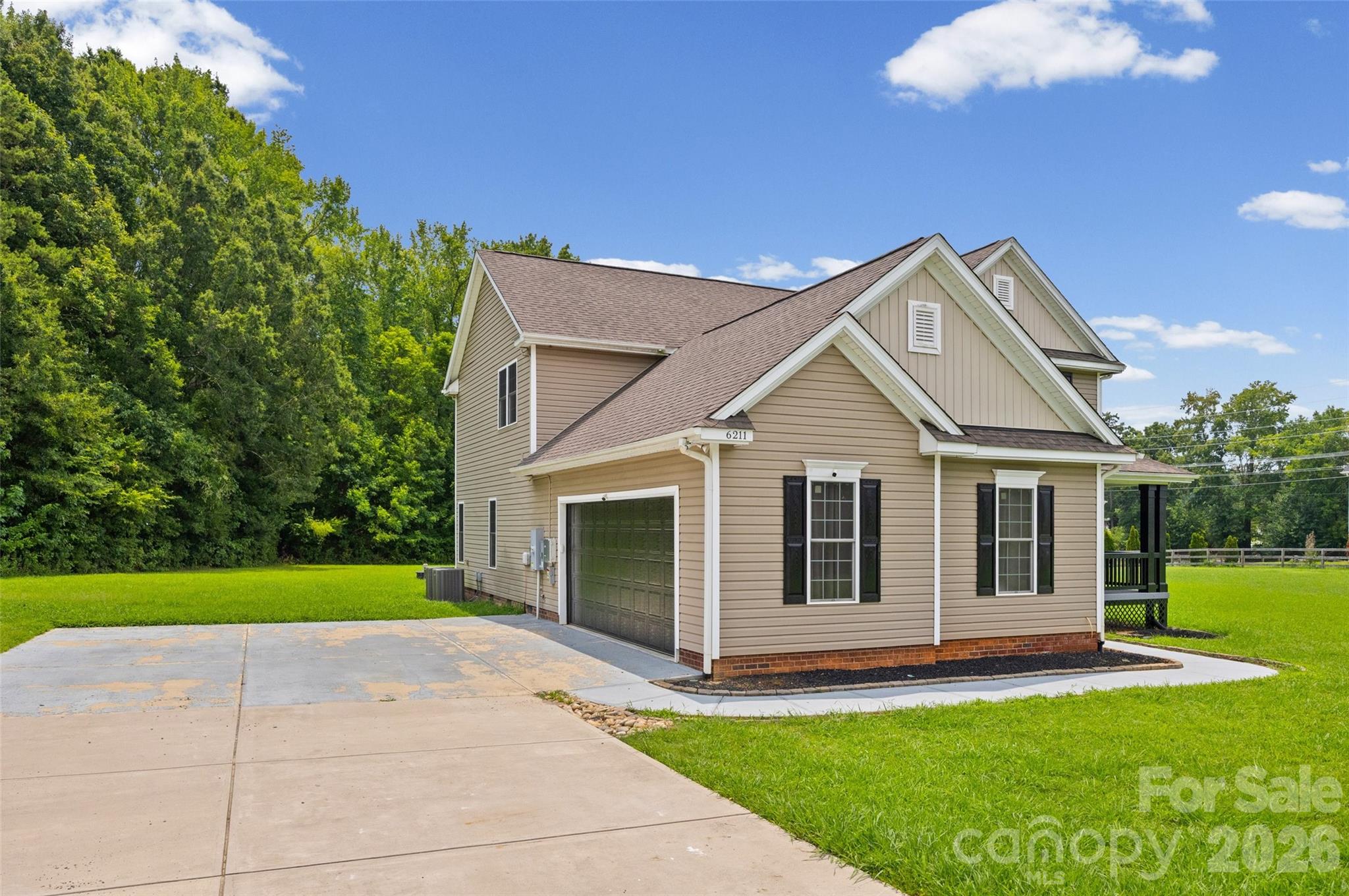 6211 Griffith Road