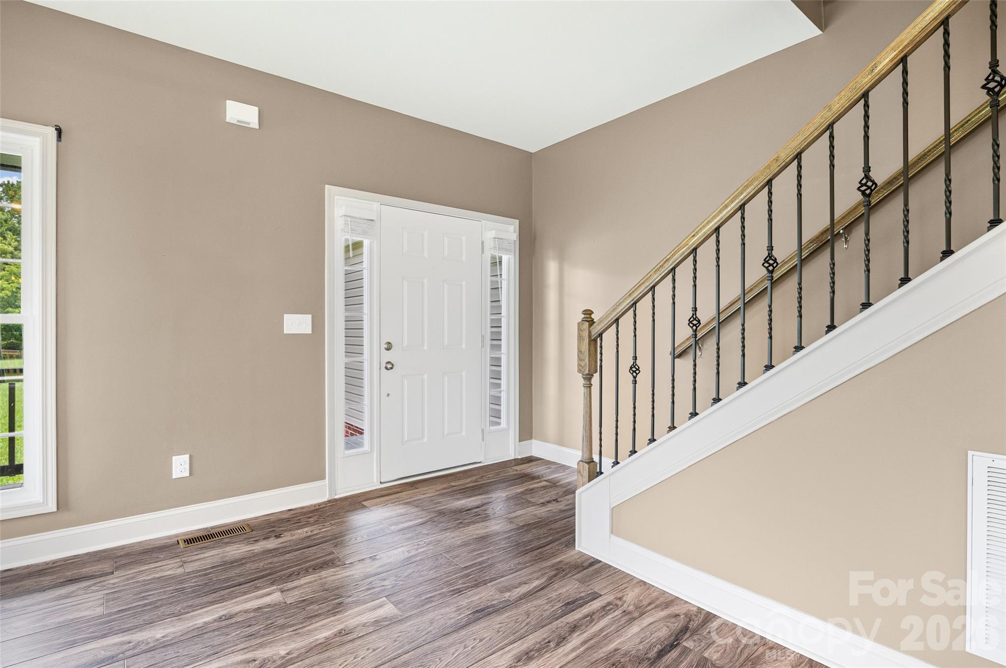6211 Griffith Road