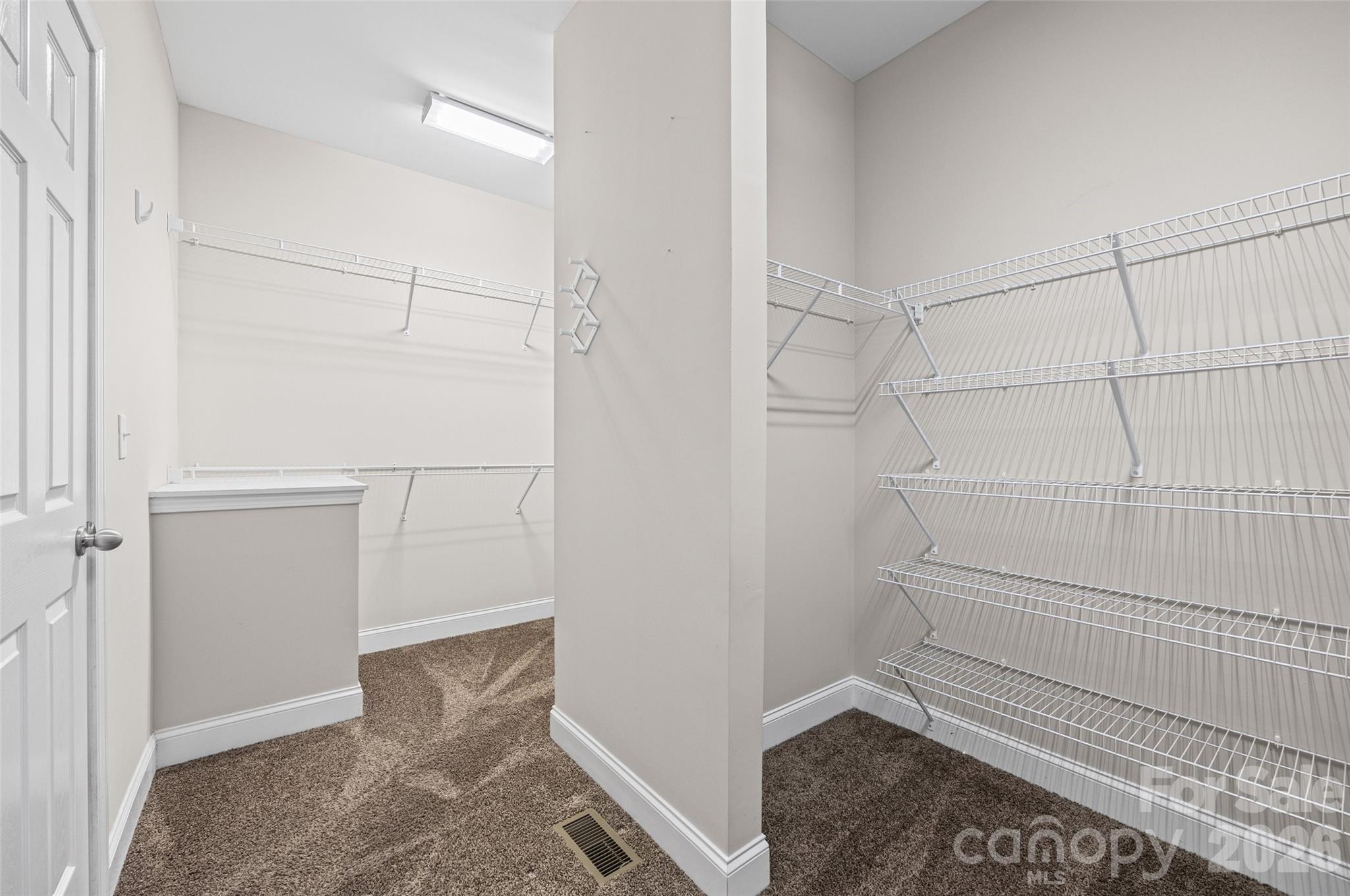 6211 Griffith Road