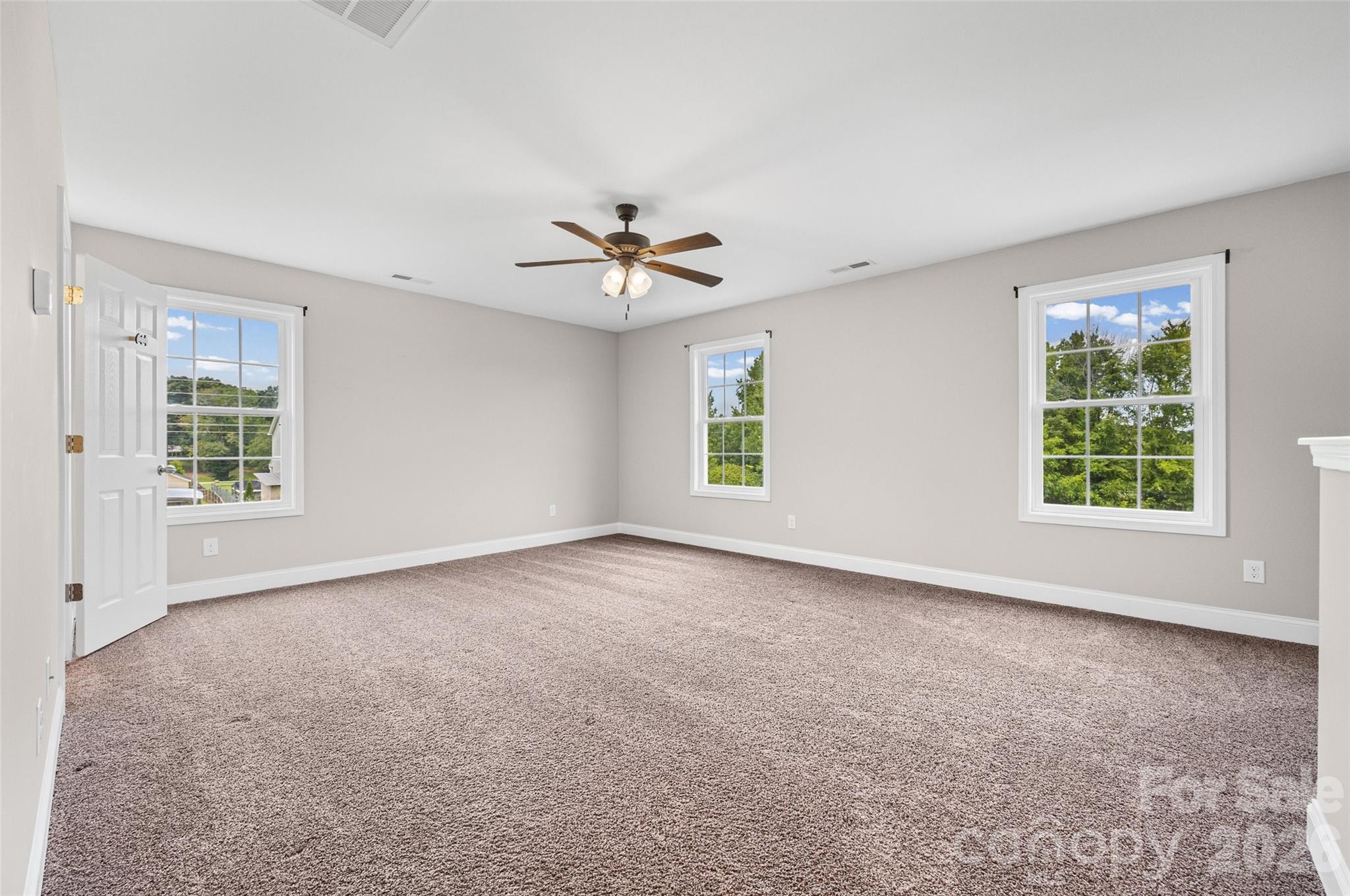 6211 Griffith Road