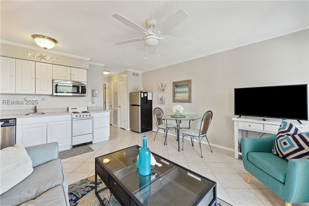 40 Folly Field Road Unit: B240