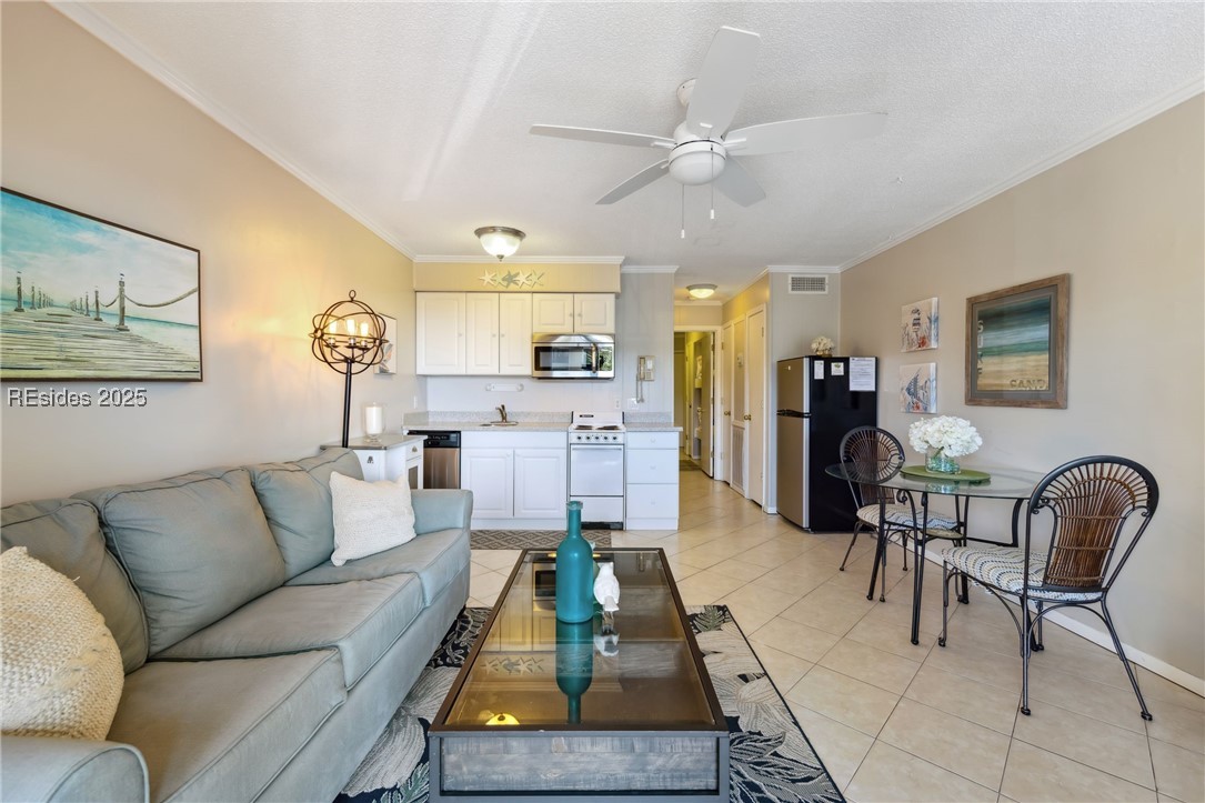 40 Folly Field Road Unit: B240