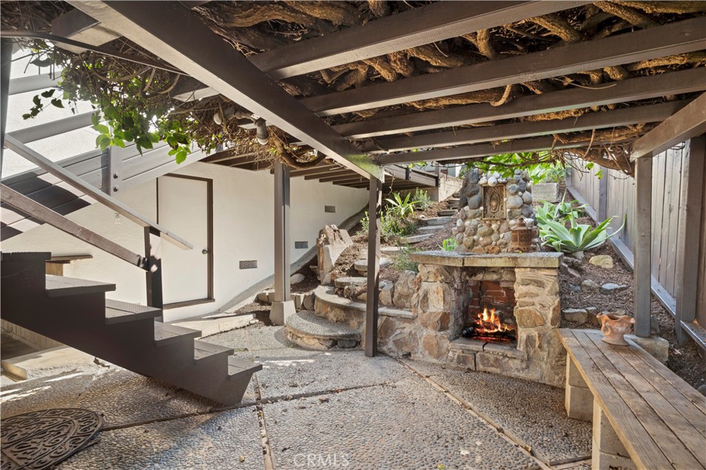 700 Temple Hills Drive