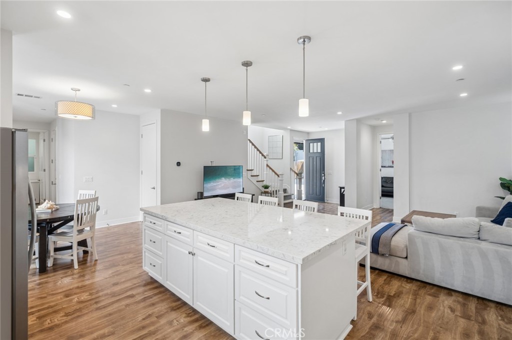 163 Flower Street B