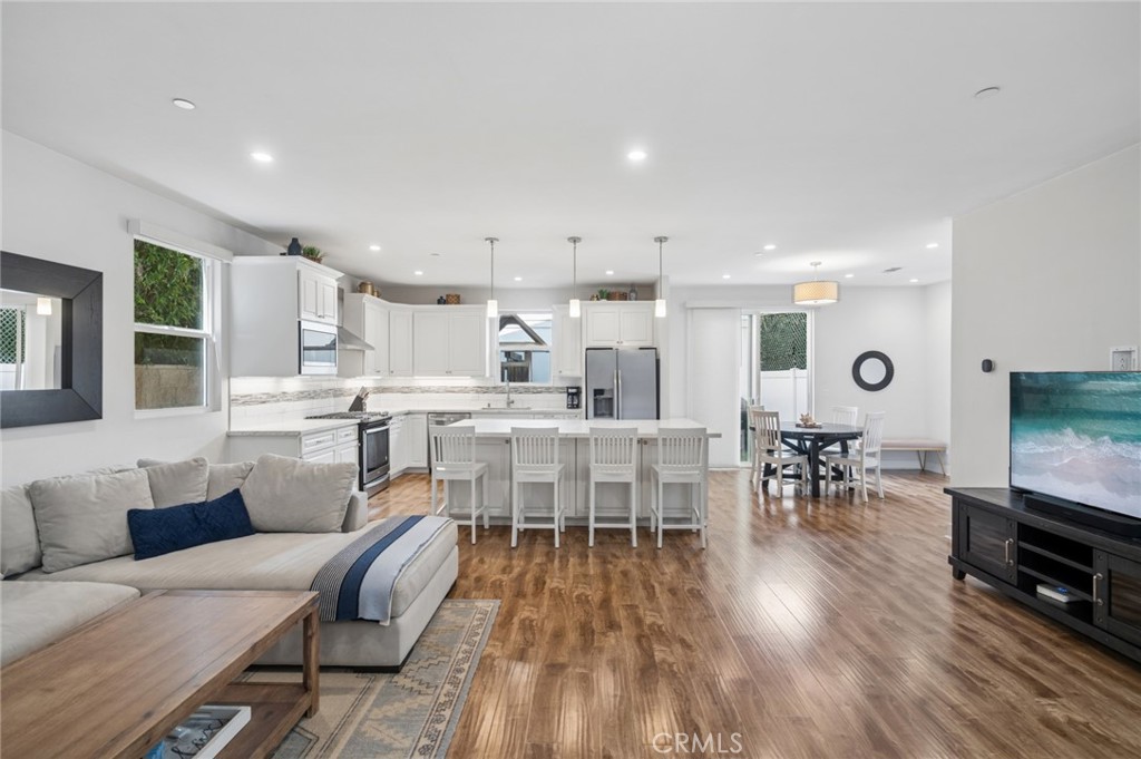 163 Flower Street B