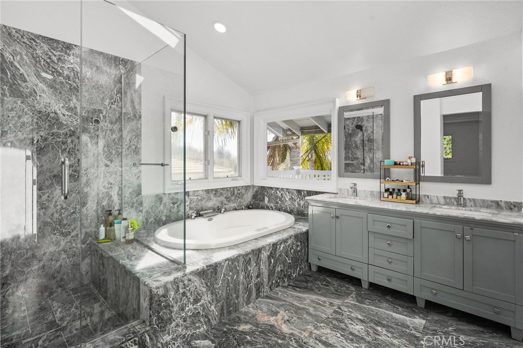 10392 Shadyridge Drive